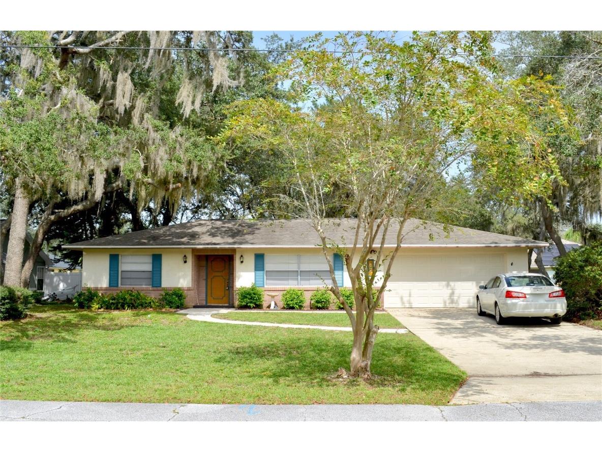 1361 Herndon Avenue Deltona FL 32725 V4932601 image1