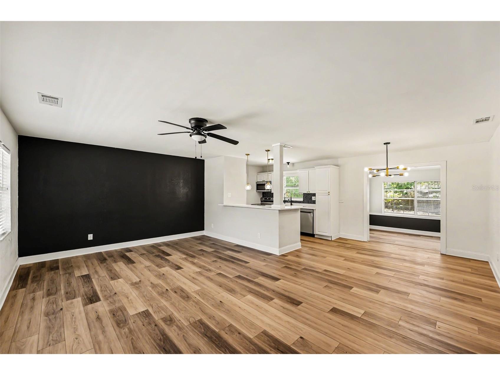 1361 Overlea Street Clearwater FL 33755 O6404867 image3