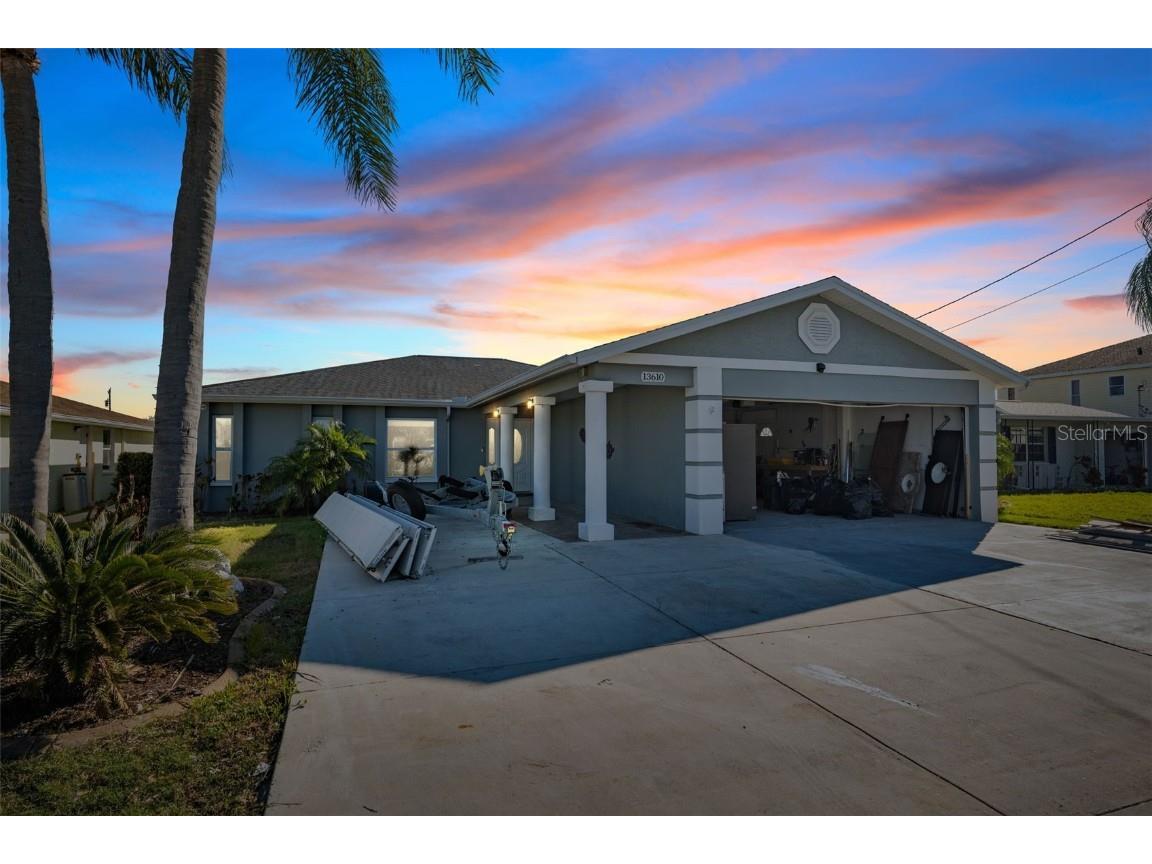 13610 Evelane Drive Hudson FL 34667 W7870478 image1