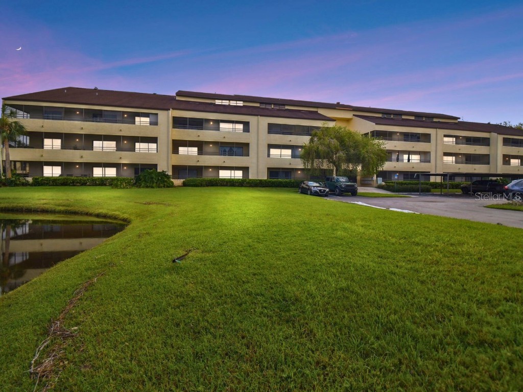 13610 S Village Drive #4205 Tampa FL 33618 TB8339037 image1