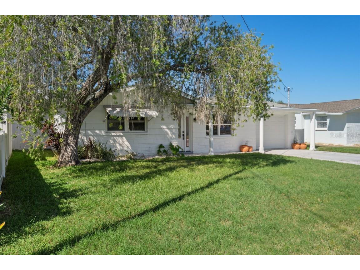 13611 Evelane Drive Hudson FL 34667 - GULF OF AMERICA W7879988 image3