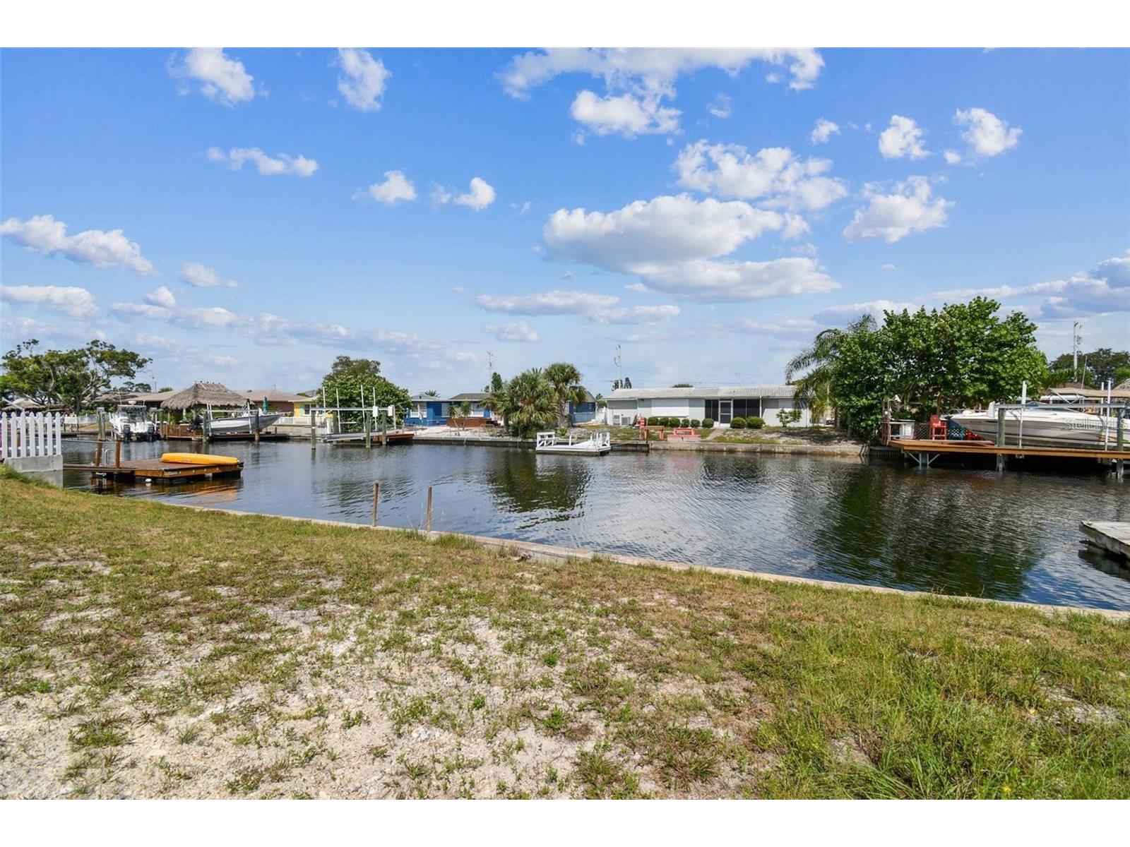 13612 Garris Dr Hudson FL 34667 A4679328 image5