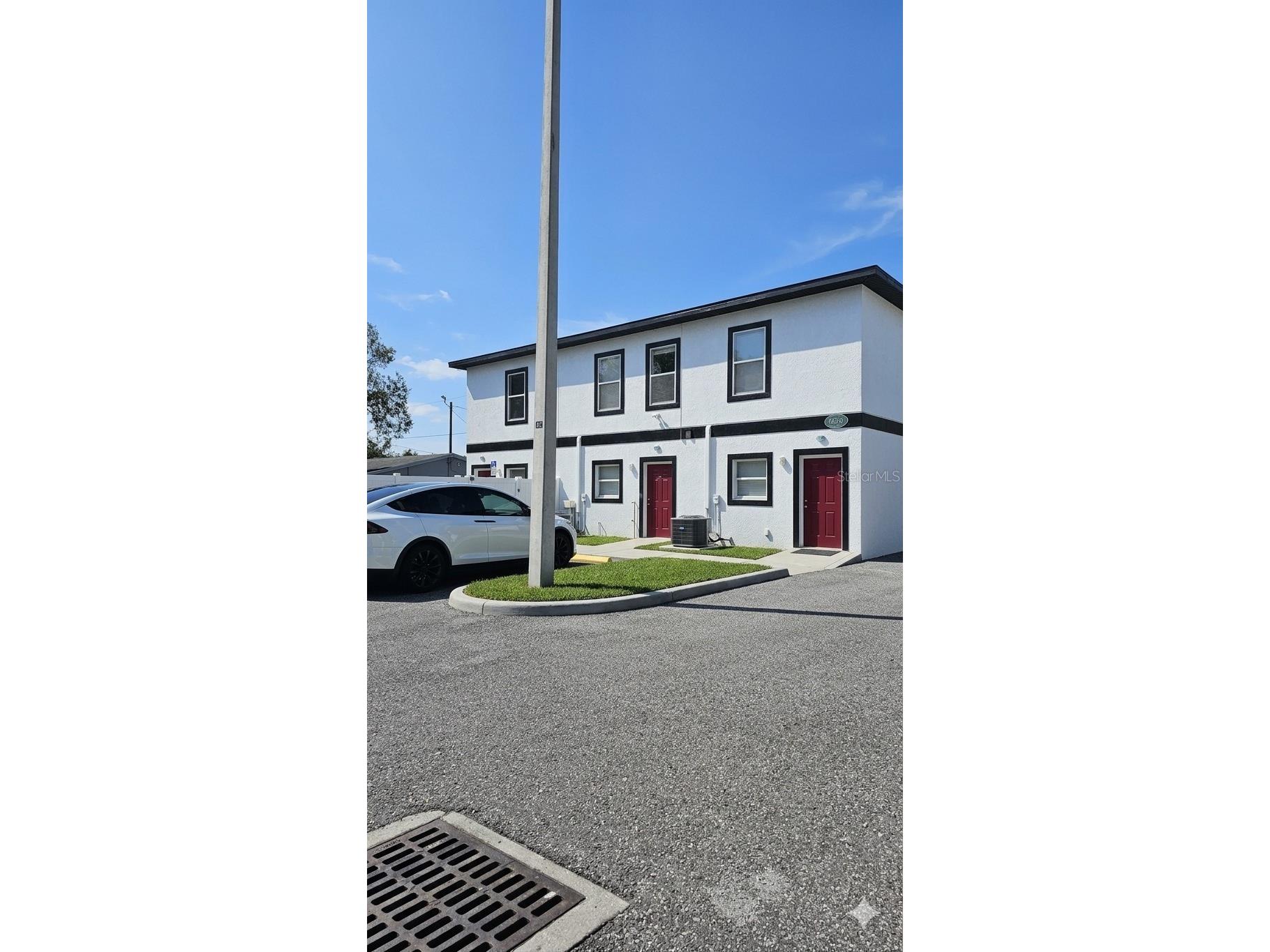 13612 N 21st Street #2 Tampa FL 33613 TB8507132 image1