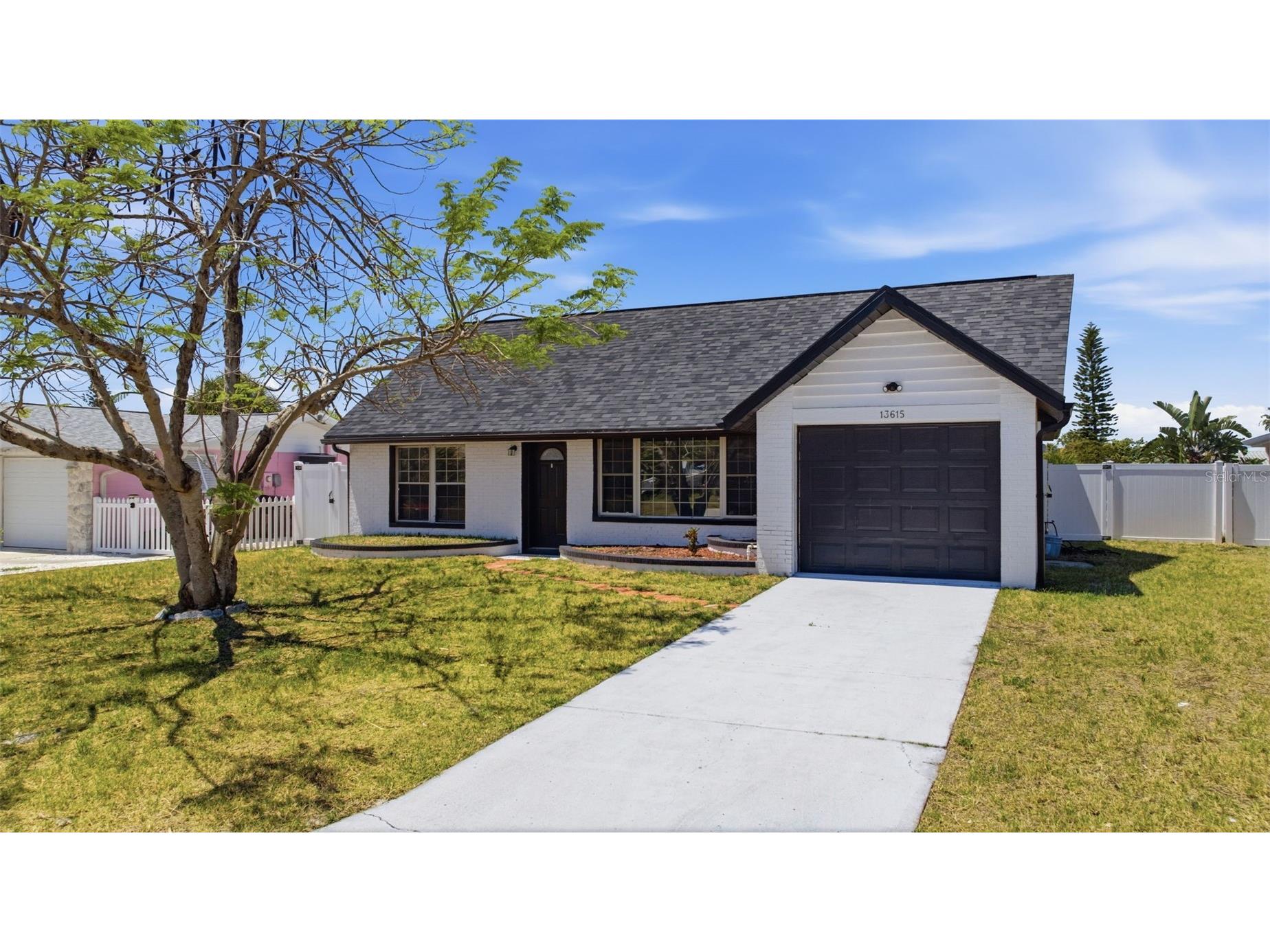 13615 Garris Drive Hudson FL 34667 TB8500515 image1