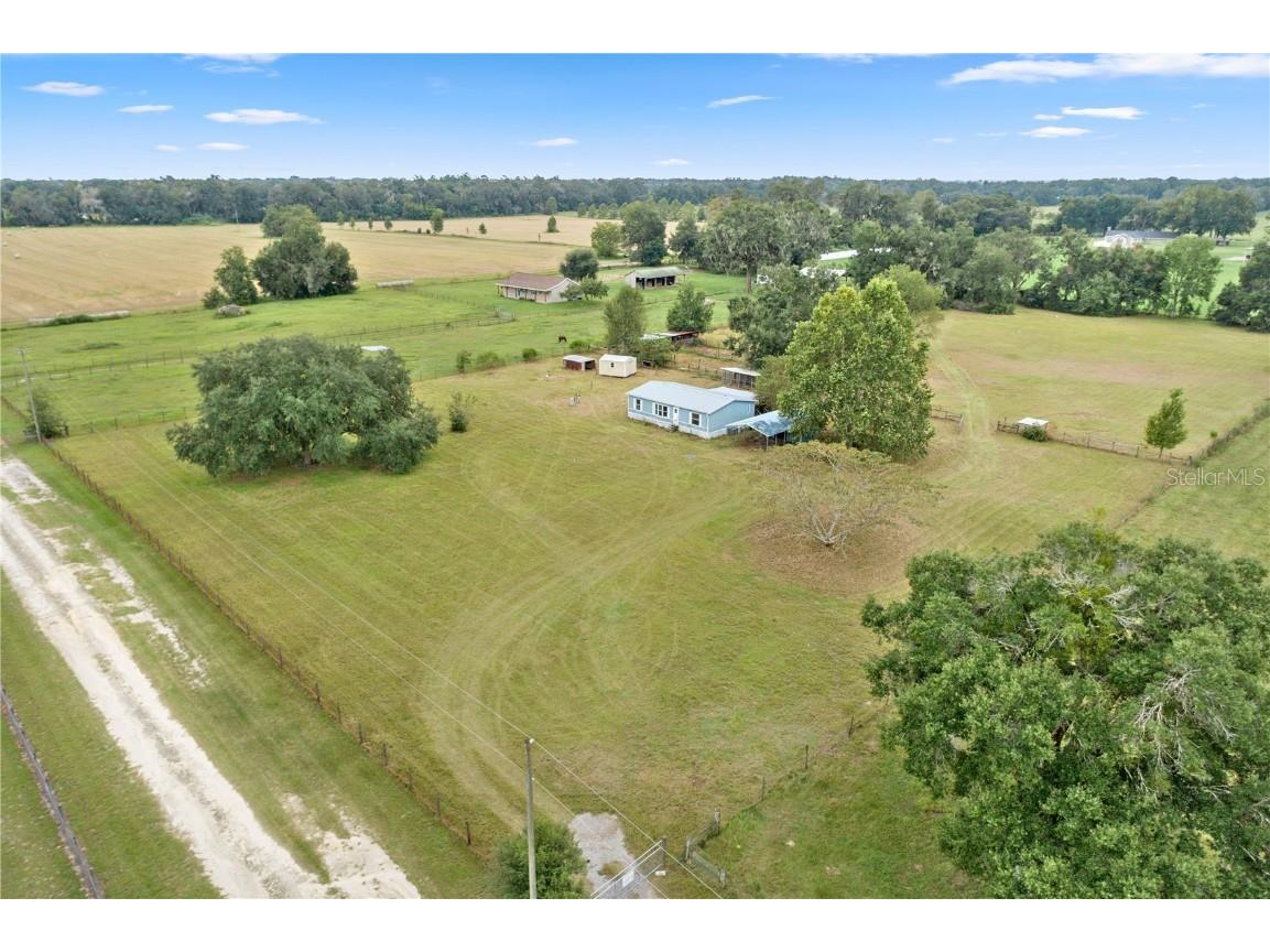 13615 N Magnolia Avenue Citra FL 32113 OM665459 image1