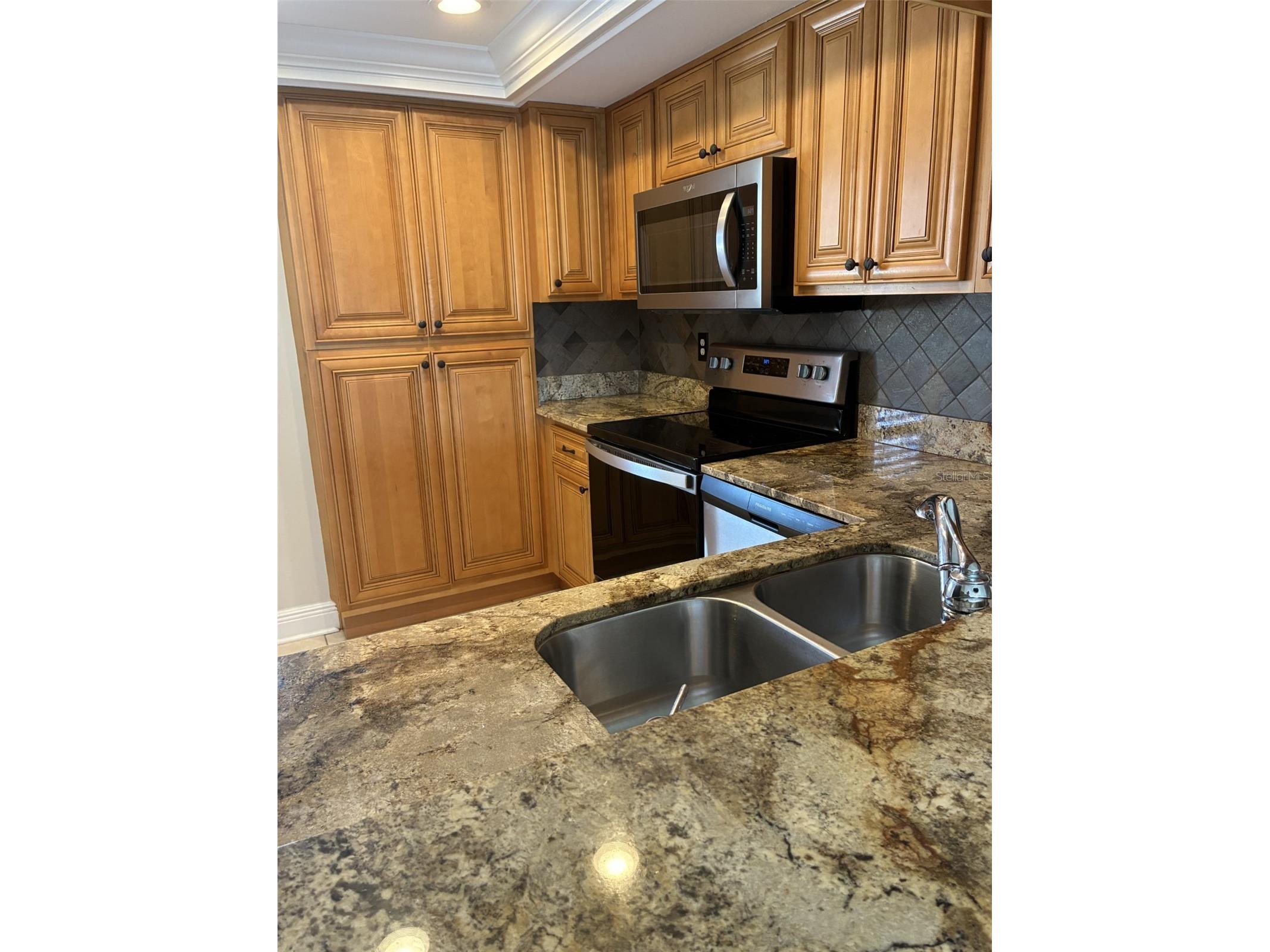 13618 Greenfield #305 Tampa FL 33618 TB8490614 image13
