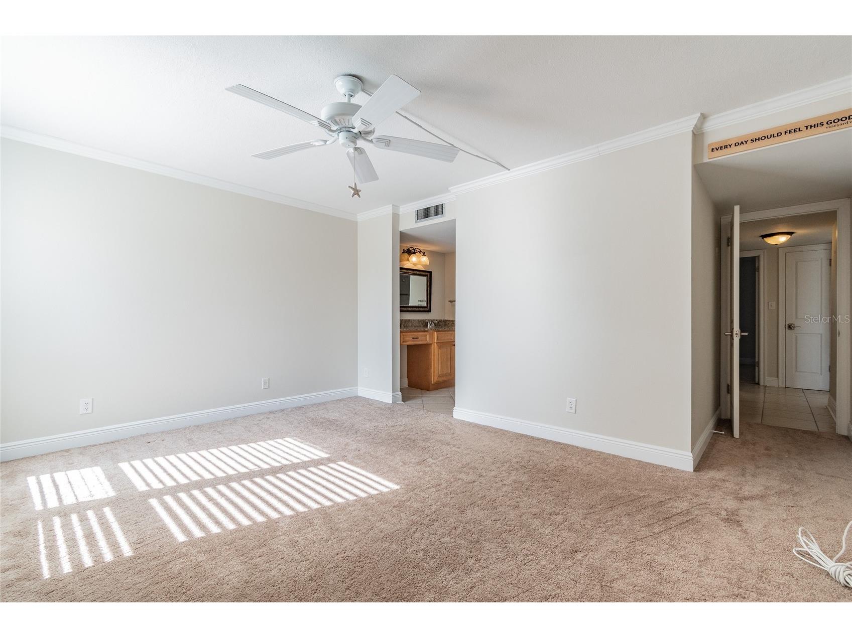 13618 Greenfield #305 Tampa FL 33618 TB8490614 image18