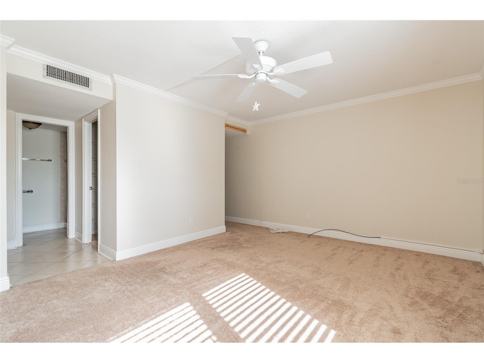 13618 Greenfield #305 Tampa FL 33618 TB8490614 image19