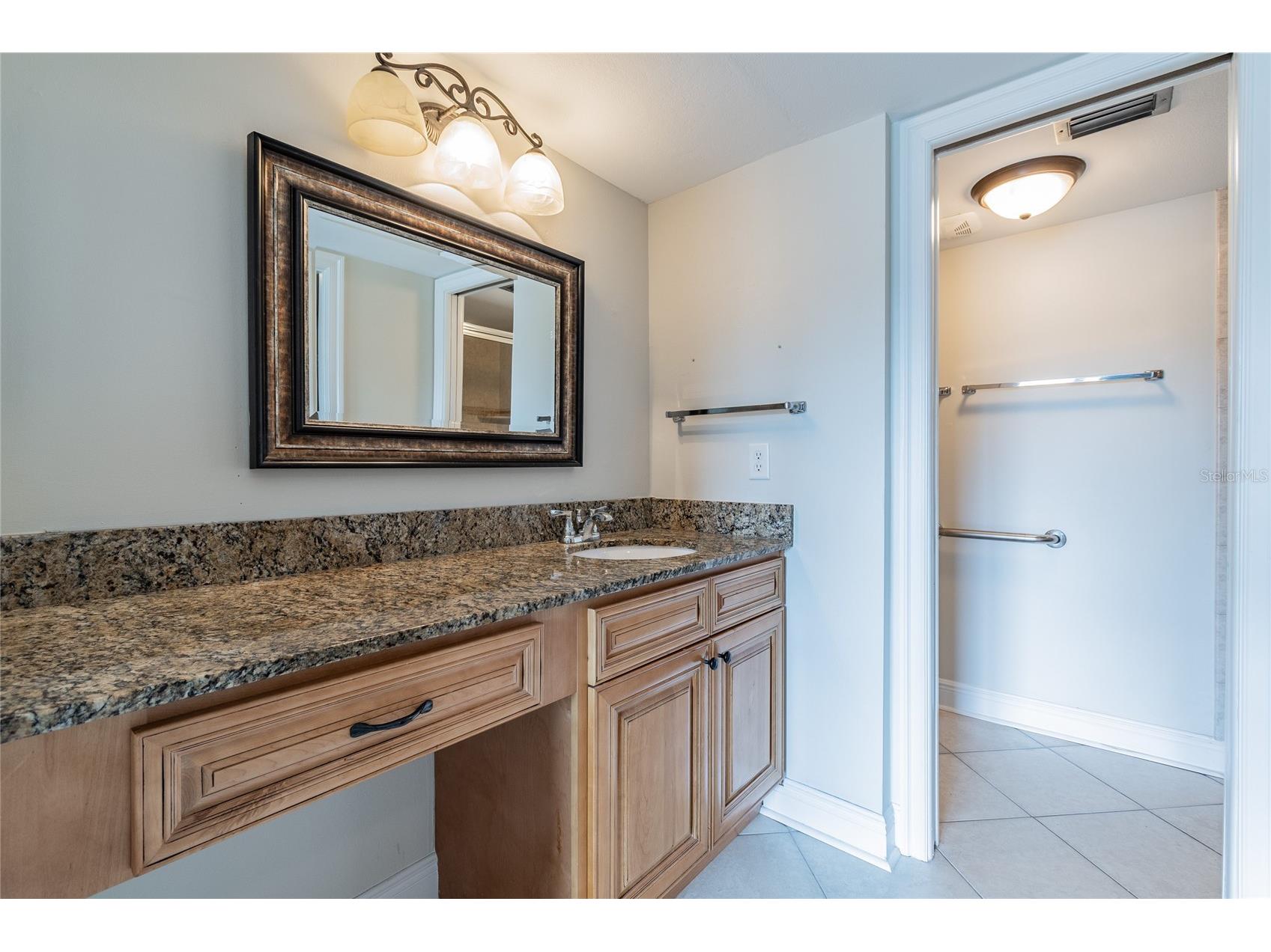 13618 Greenfield #305 Tampa FL 33618 TB8490614 image21