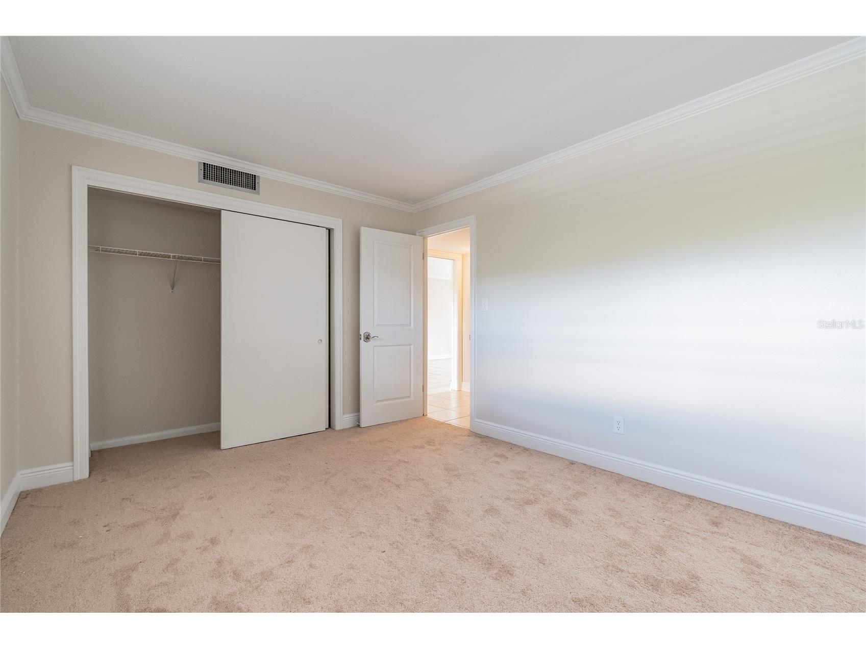 13618 Greenfield #305 Tampa FL 33618 TB8490614 image24