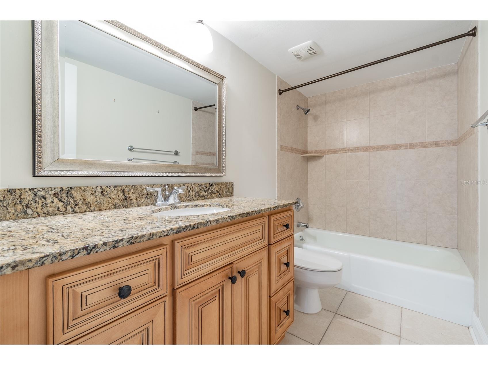 13618 Greenfield #305 Tampa FL 33618 TB8490614 image27