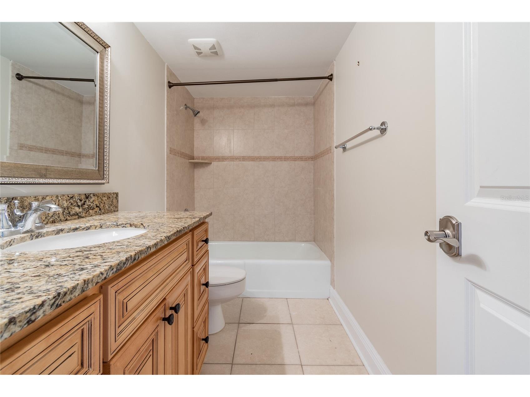 13618 Greenfield #305 Tampa FL 33618 TB8490614 image28