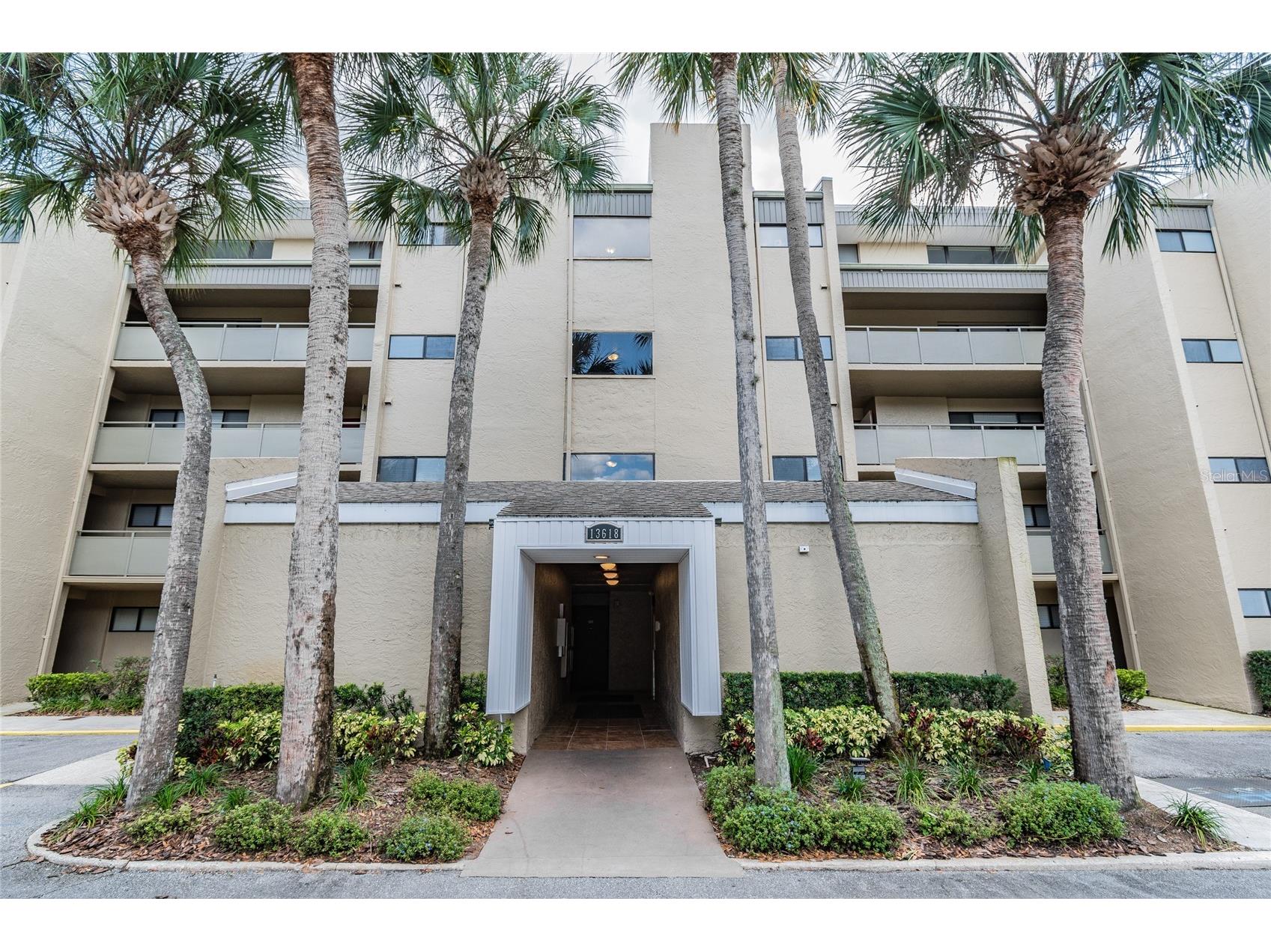 13618 Greenfield #305 Tampa FL 33618 TB8490614 image39