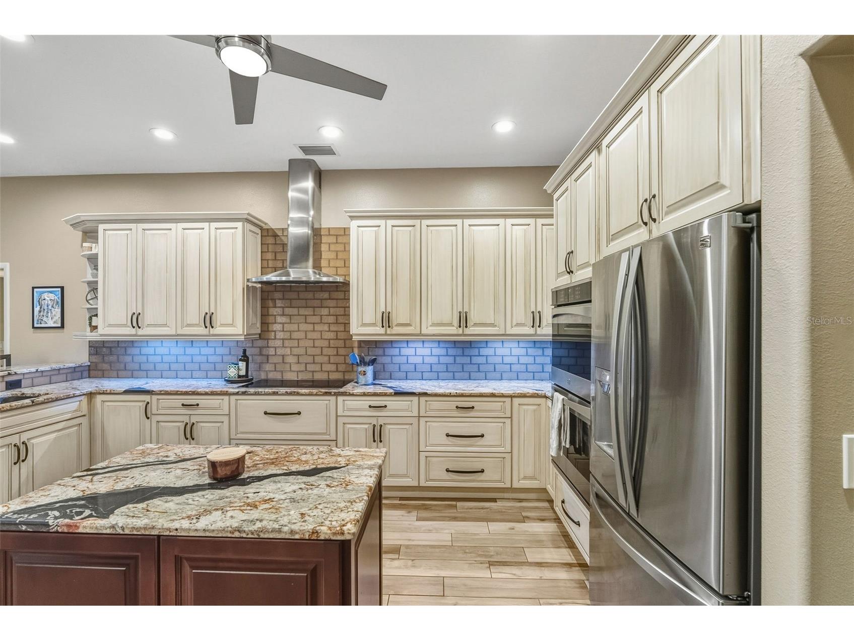 1362 E Lake Woodlands Parkway Oldsmar FL 34677 TB8467569 image9