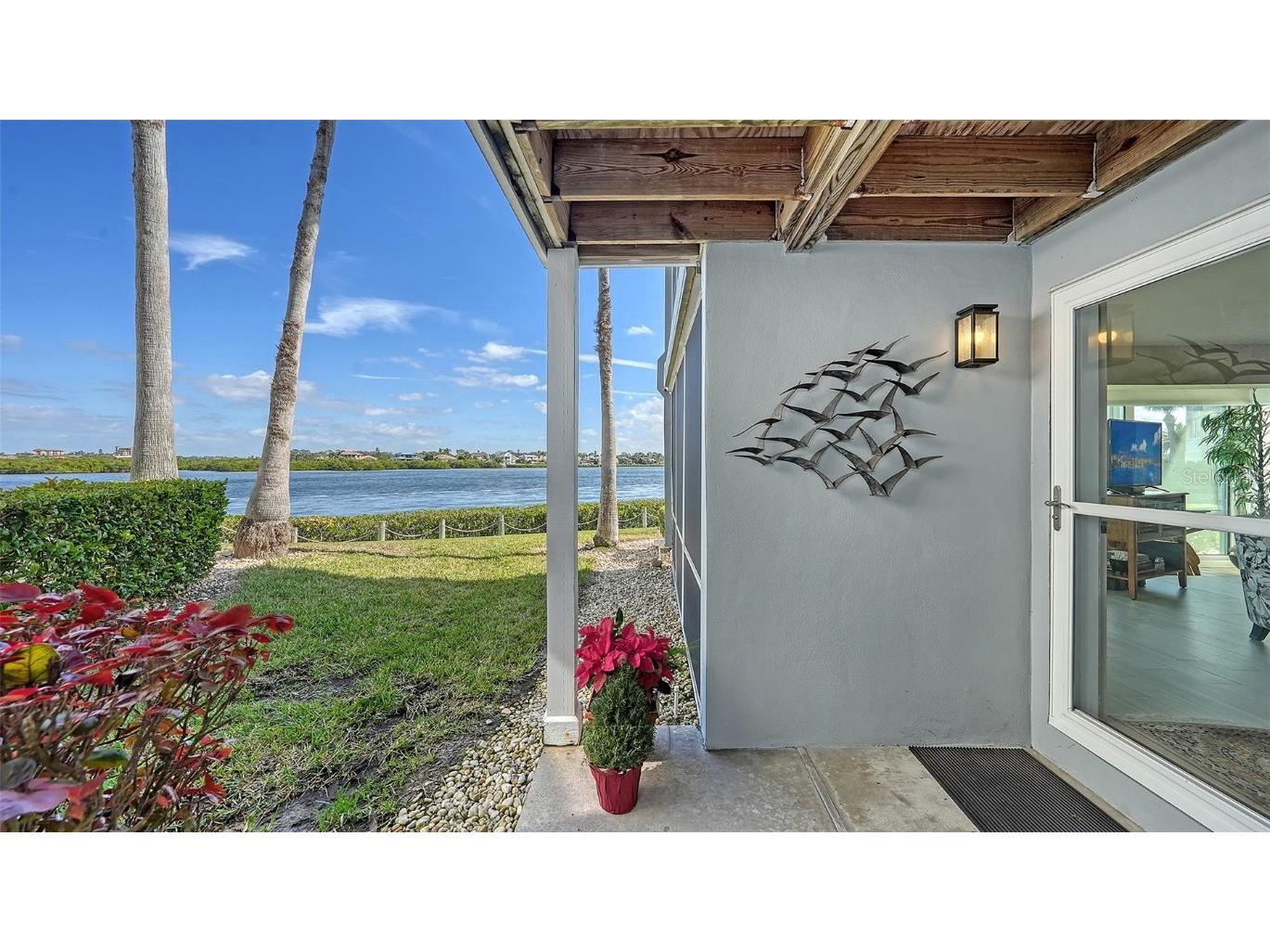 1362 Siesta Bayside Drive #1362-E Sarasota FL 34242 - INTRA. WATERWAY/SARASOTA BAY A4594682 image1