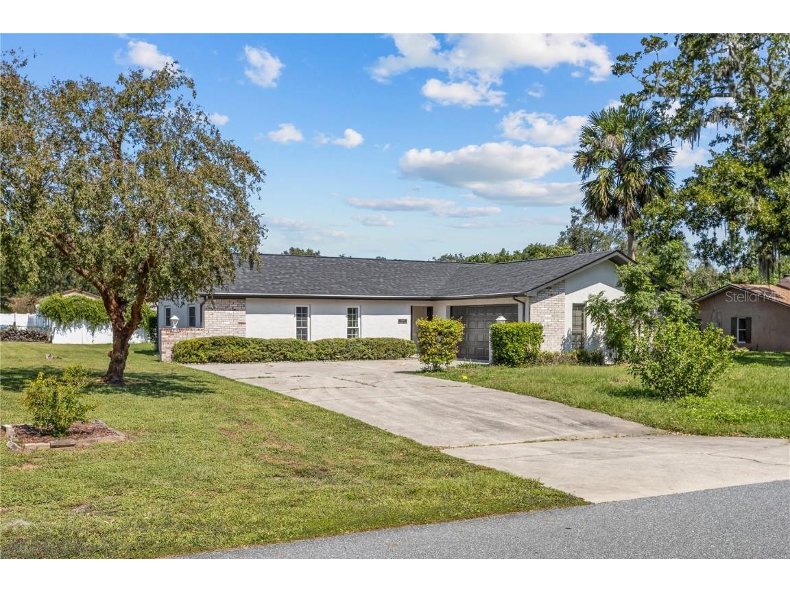 13625 Berkshire Court Grand Island FL 32735 O6248744 image1