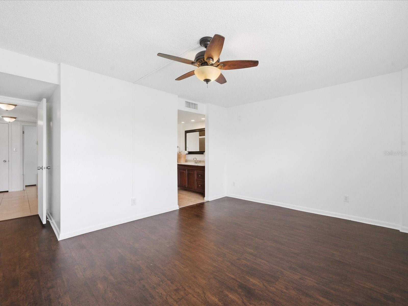 13626 Greenfield Drive #401 Tampa FL 33618 TB8516126 image26