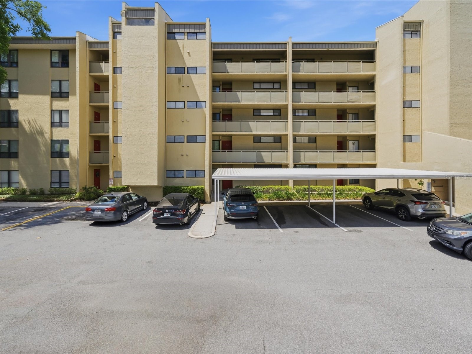 13626 Greenfield Drive #401 Tampa FL 33618 TB8516126 image5