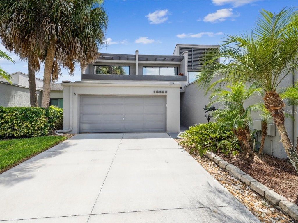 13629 Twin Lakes Lane Tampa FL 33618 W7855578 image1