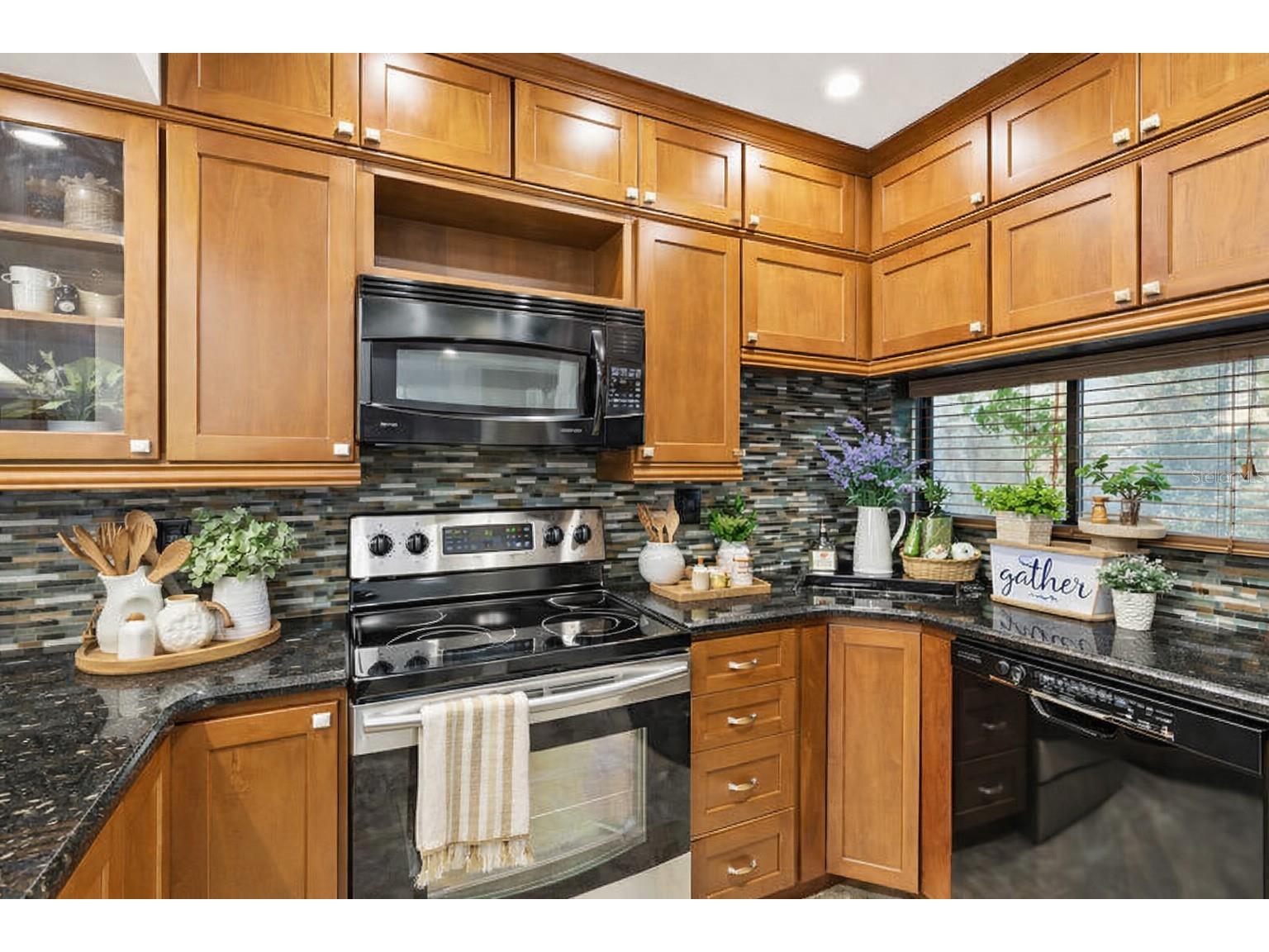 13629 Twin Lakes Lane Tampa FL 33618 TB8482227 image11