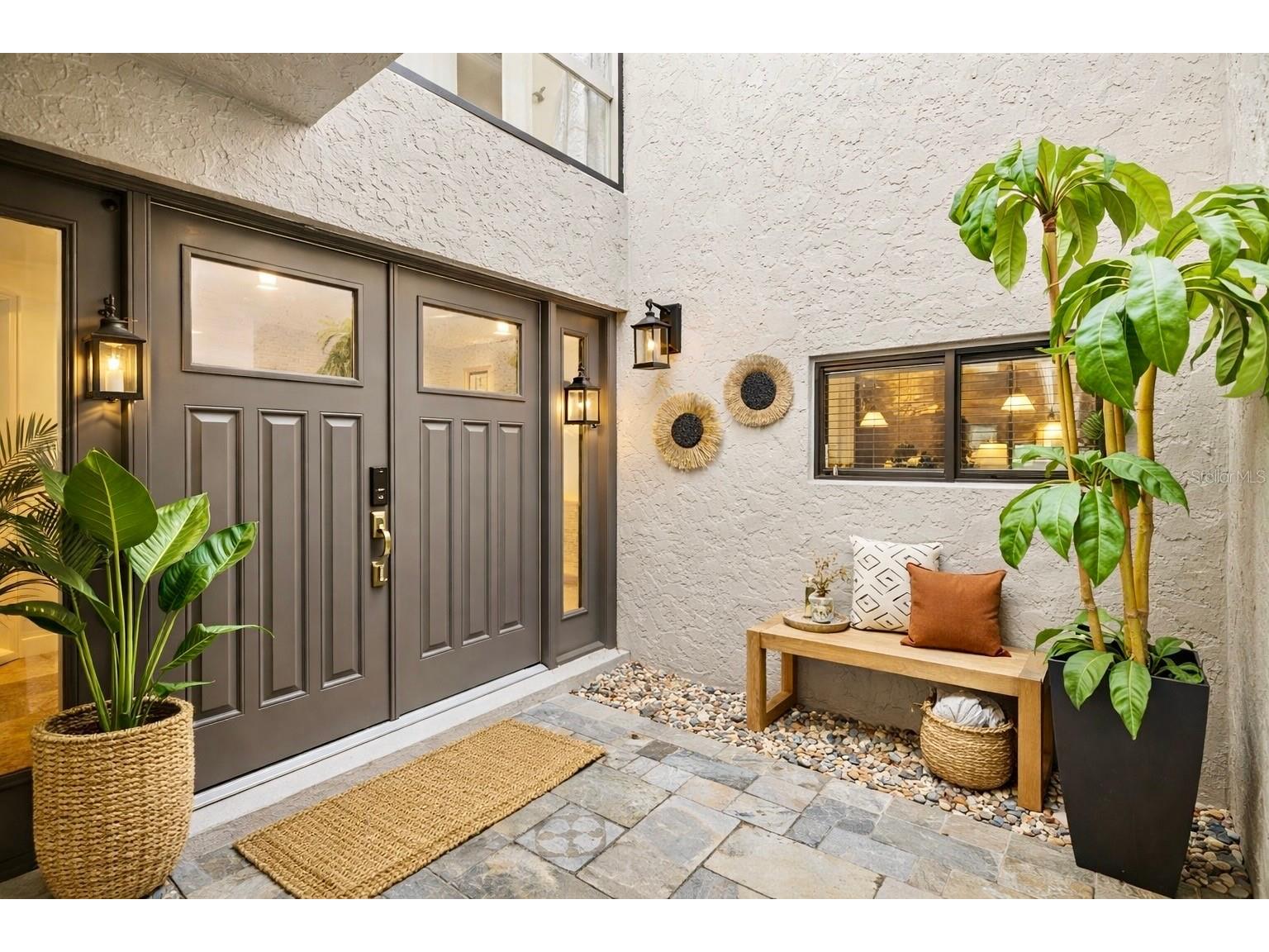 13629 Twin Lakes Lane Tampa FL 33618 TB8482227 image2