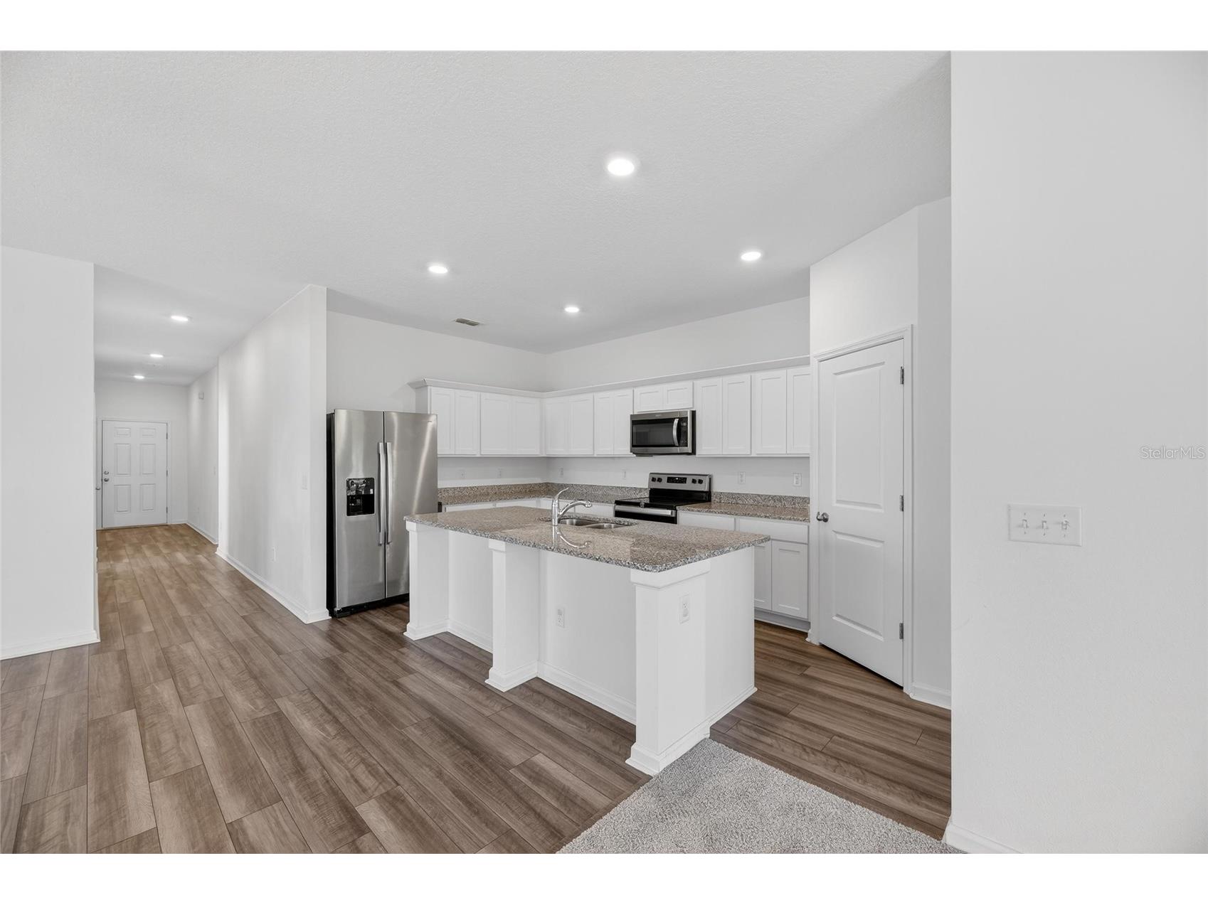 1363 Anchor Bend Drive Ruskin FL 33570 TB8490441 image5