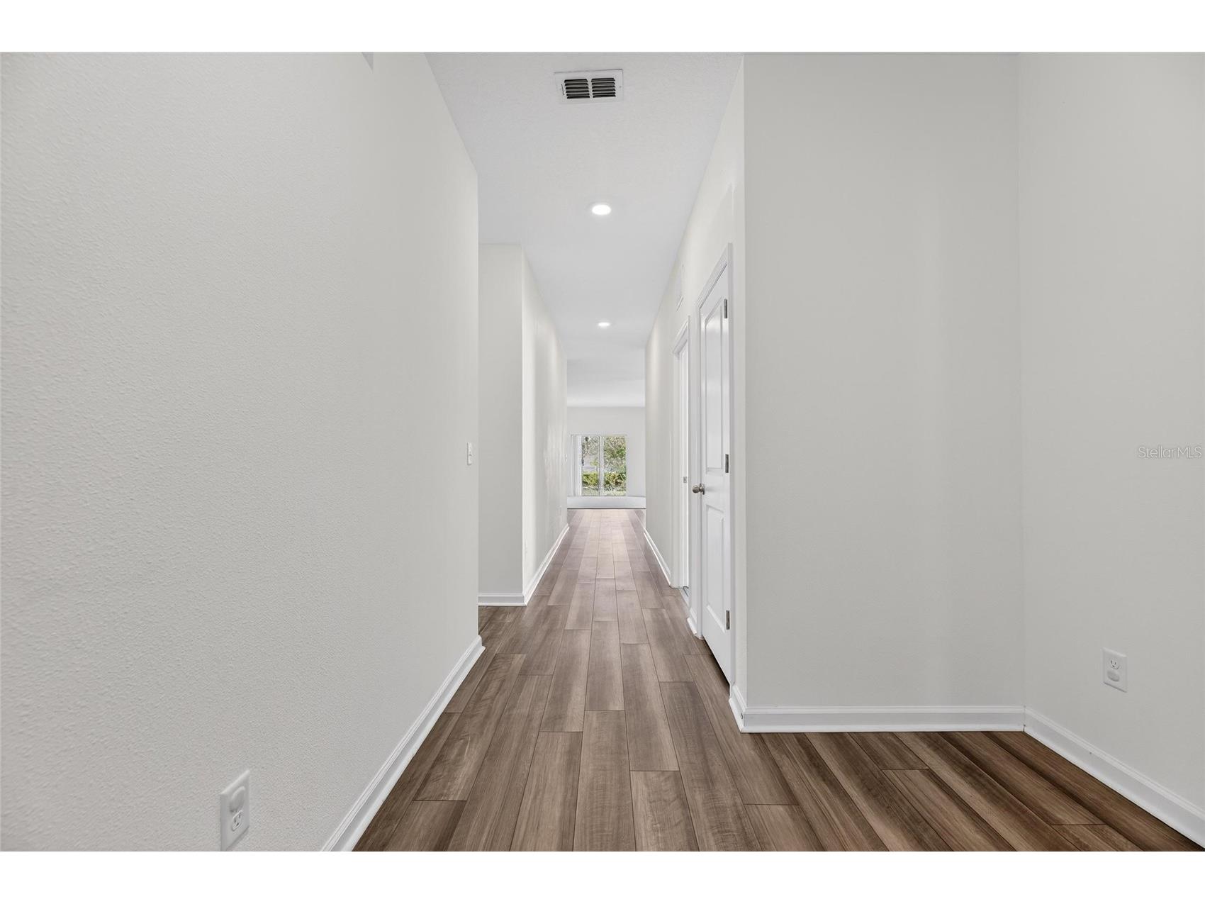 1363 Anchor Bend Drive Ruskin FL 33570 TB8490441 image8