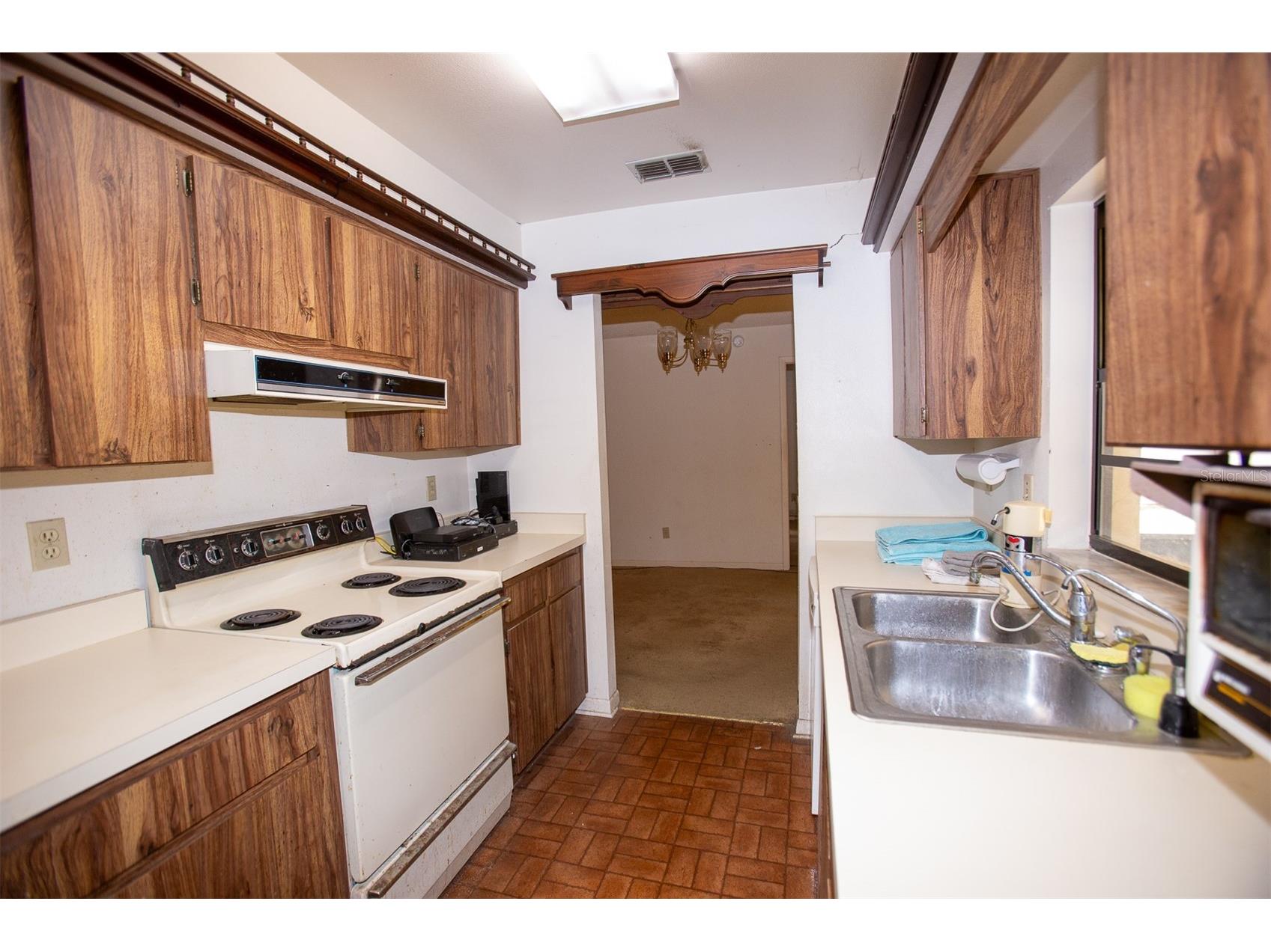 1363 Corner Oaks Drive Brandon FL 33510 TB8512059 image38