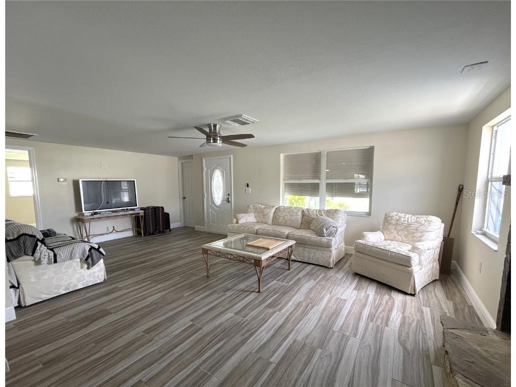 13630 Lagoon Drive Hudson FL 34667 - GULF OF AMERICA W7873530 image5