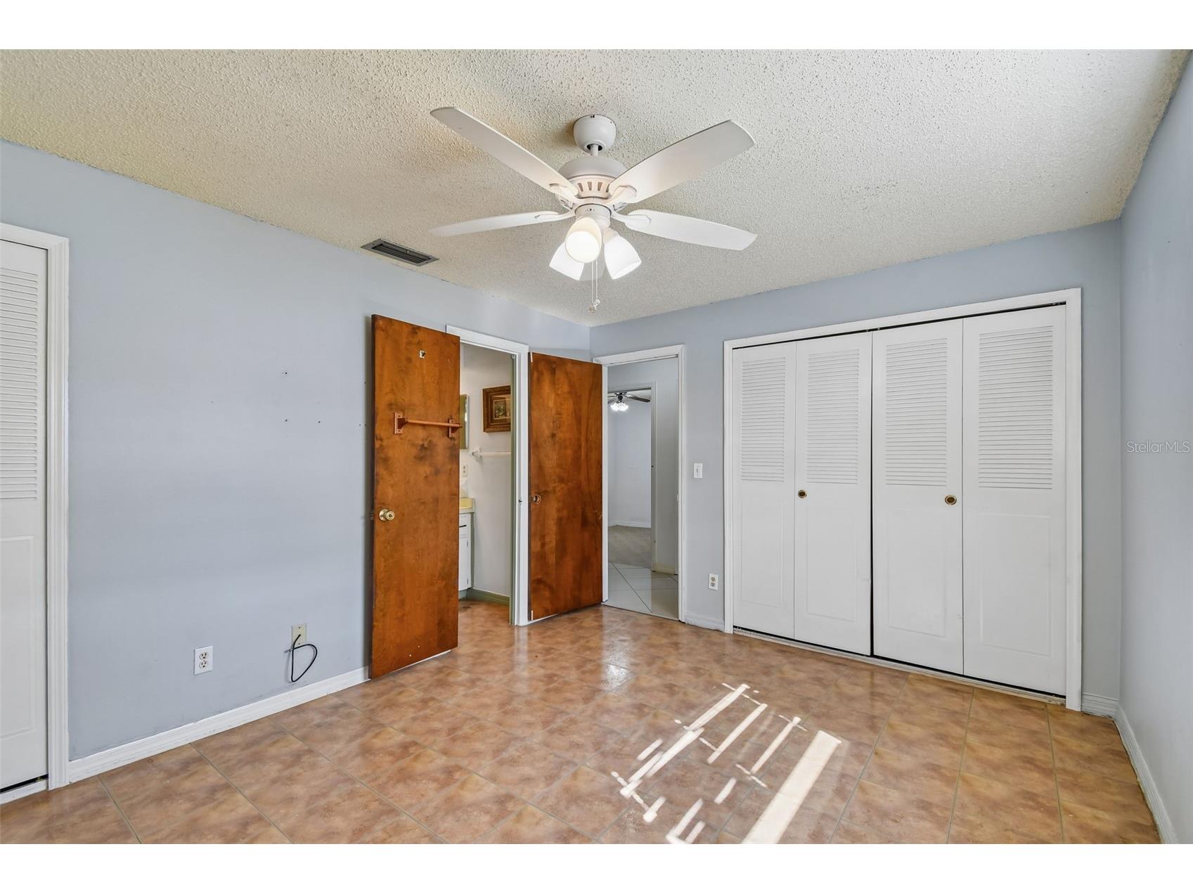 13635 Berkshire Court Grand Island FL 32735 TB8491339 image15