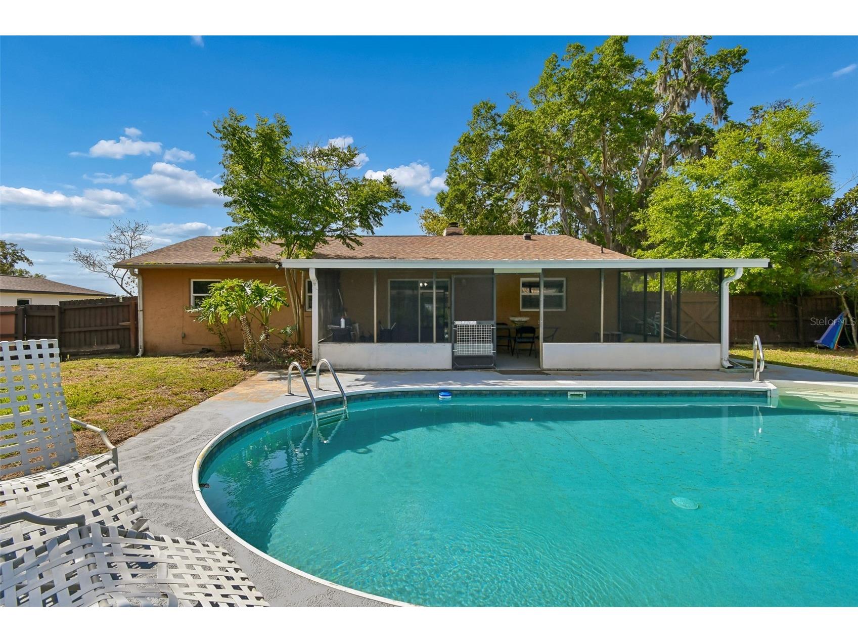13635 Berkshire Court Grand Island FL 32735 TB8491339 image18