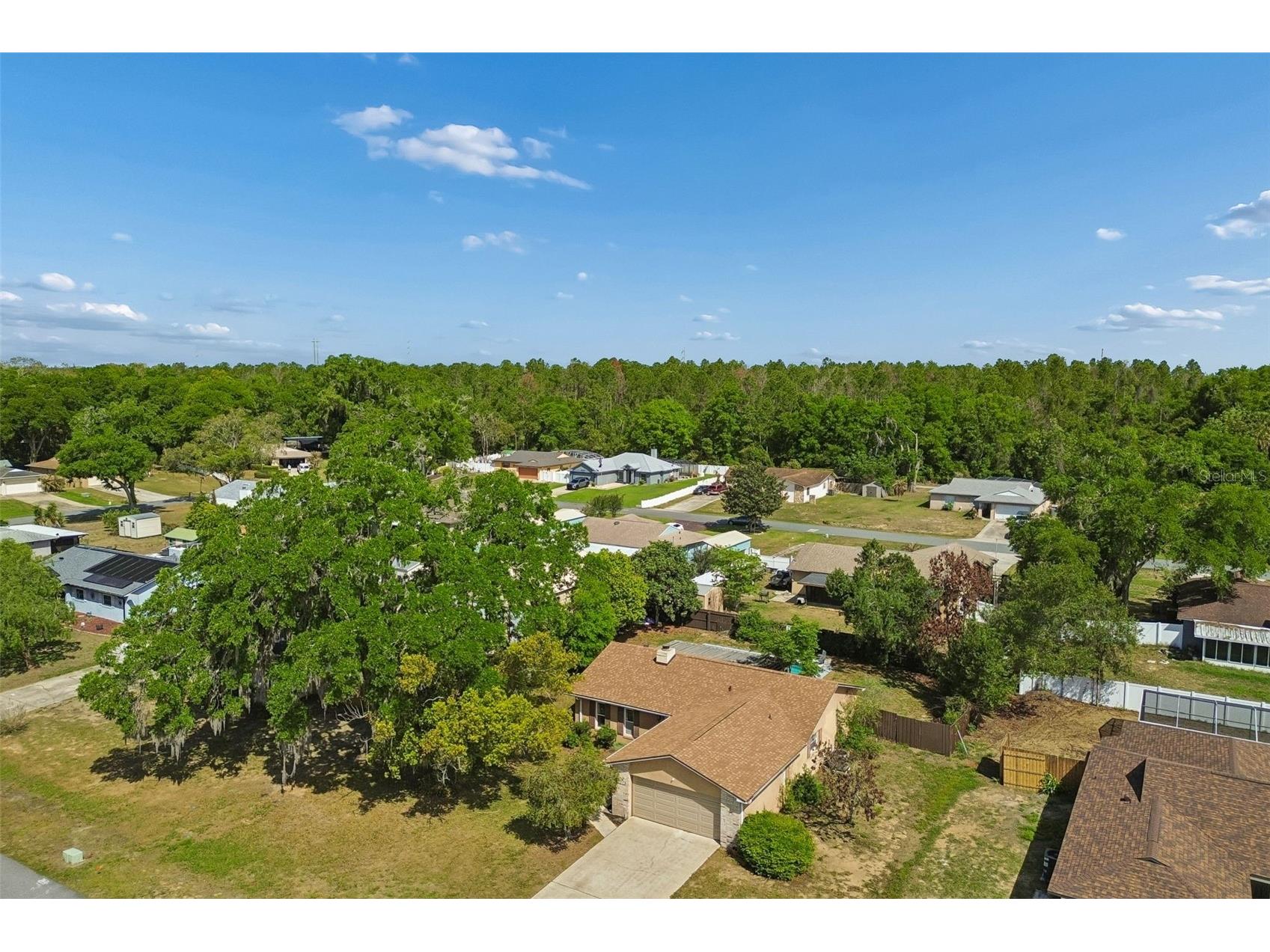 13635 Berkshire Court Grand Island FL 32735 TB8491339 image23