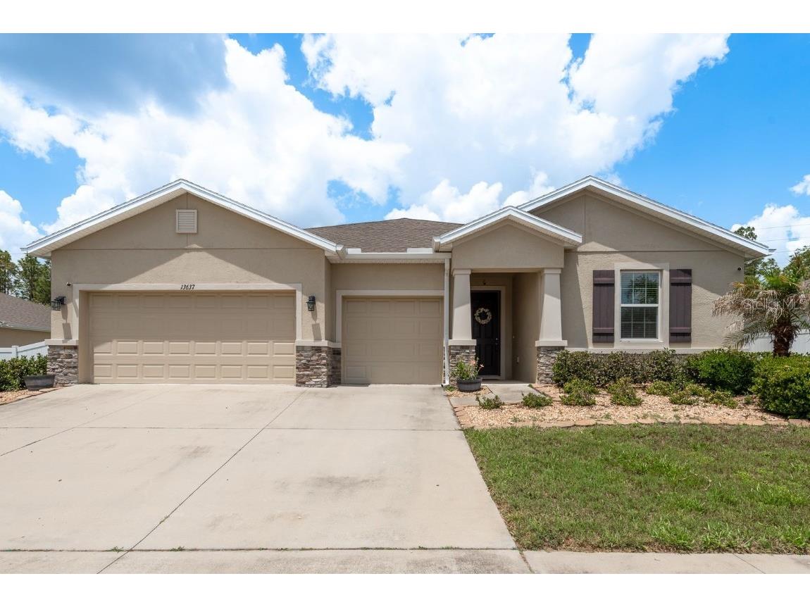 13637 Blythewood Drive Spring Hill FL 34609 TB8379851 image1