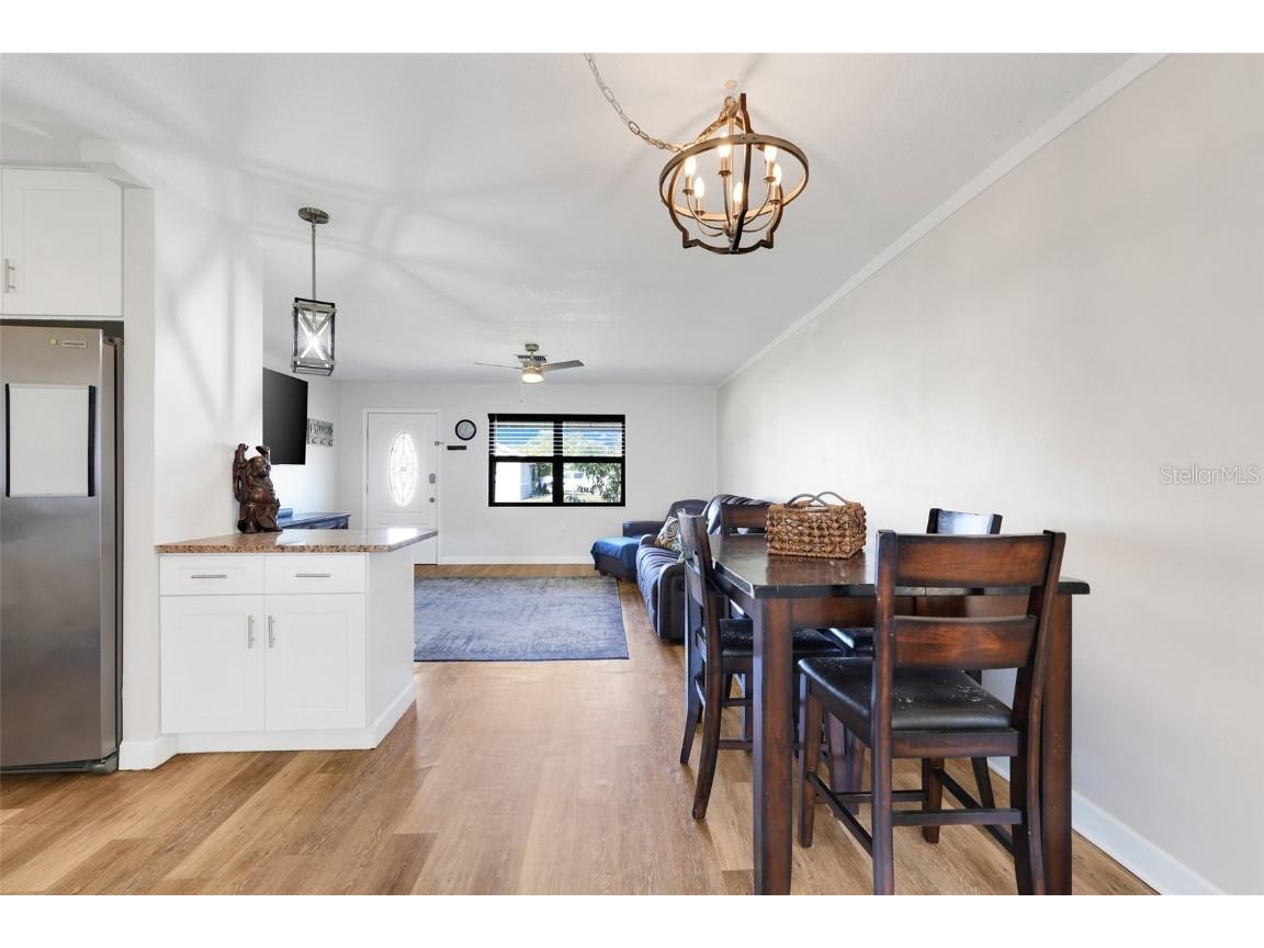 13638 Country Club Drive Tavares FL 32778 - LITTLE LAKE HARRIS O6359032 image9