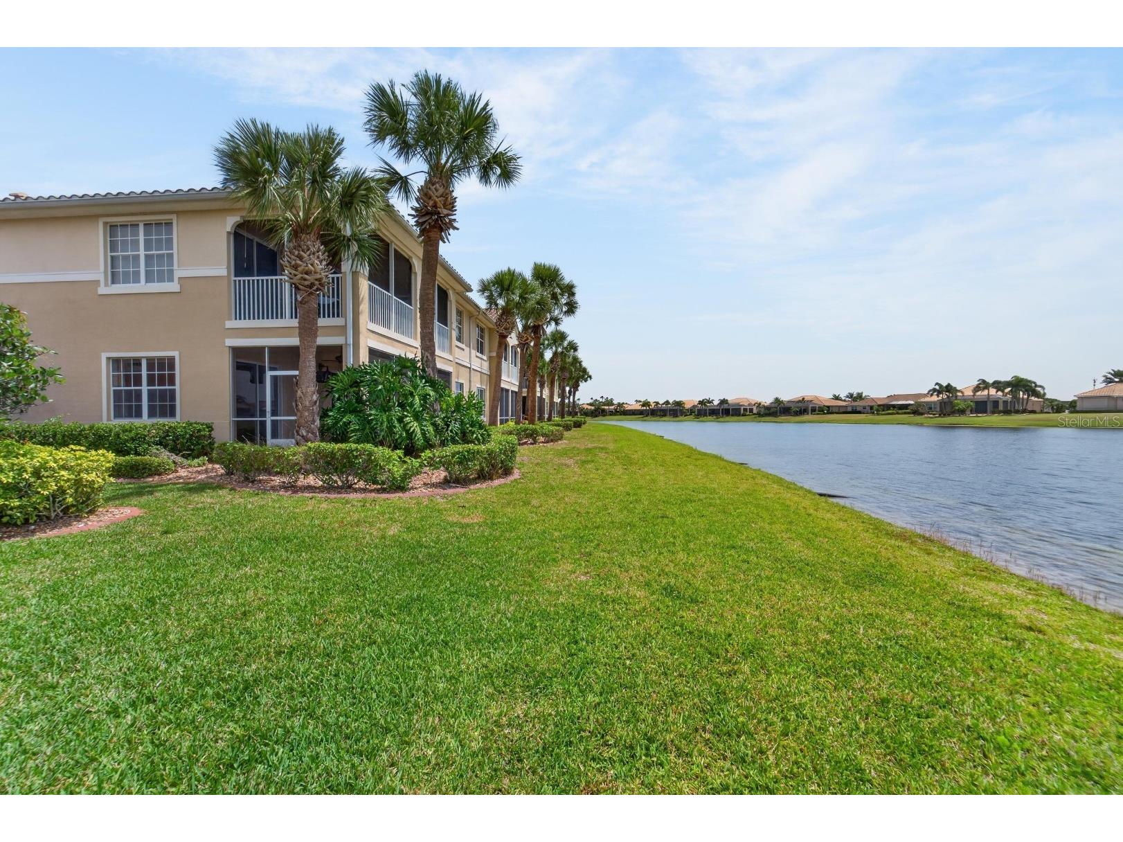 1364 Emerald Dunes Drive Sun City Center FL 33573 TB8506859 image1