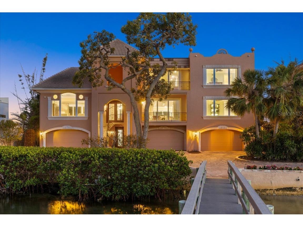 1364 Point Crisp Road Sarasota FL 34242 - LITTLE SARASOTA BAY A4643388 image3