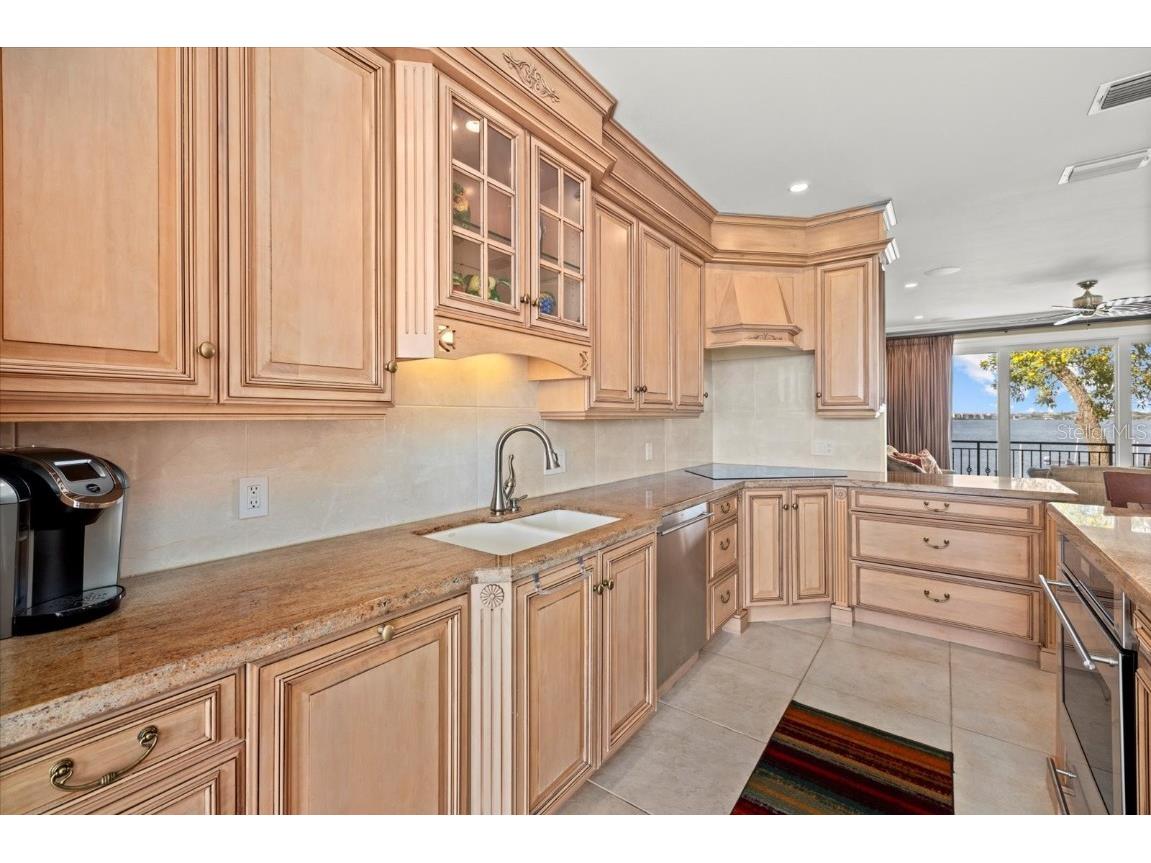 1364 Point Crisp Road Sarasota FL 34242 - LITTLE SARASOTA BAY A4643388 image31