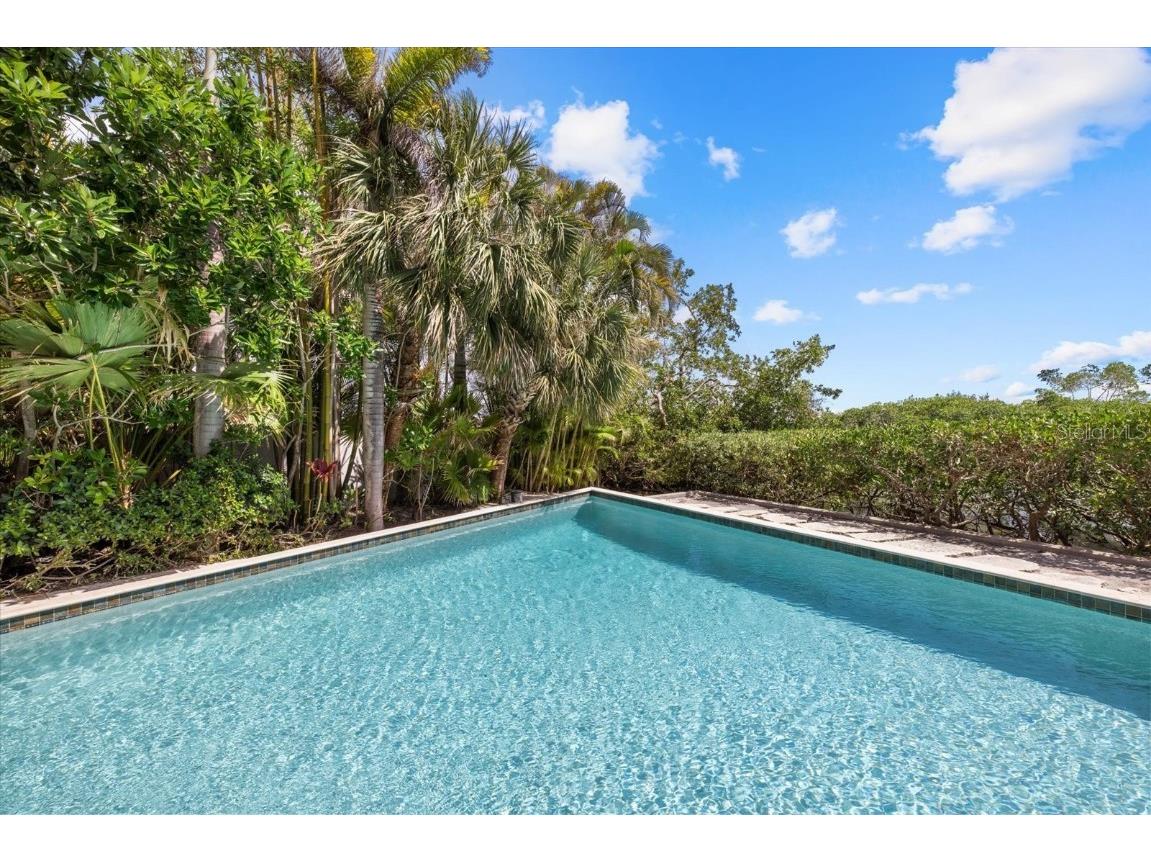 1364 Point Crisp Road Sarasota FL 34242 - LITTLE SARASOTA BAY A4643388 image57