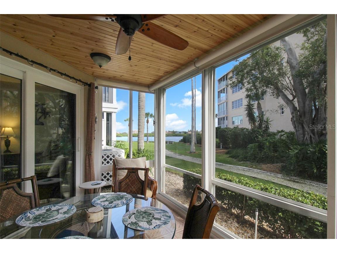 1364 Siesta Bayside Drive #1364-C Sarasota FL 34242 A4596177 image17