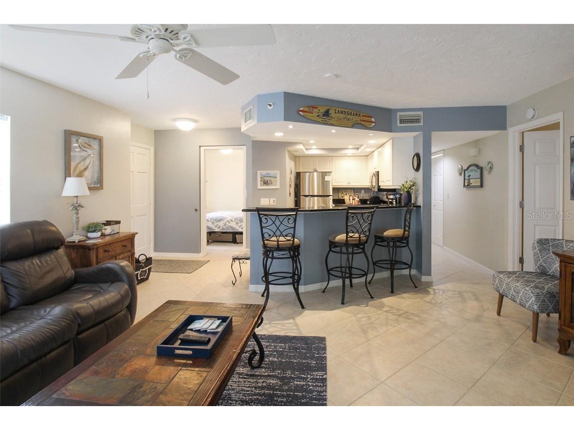 1364 Siesta Bayside Drive #1364-C Sarasota FL 34242 A4596177 image18