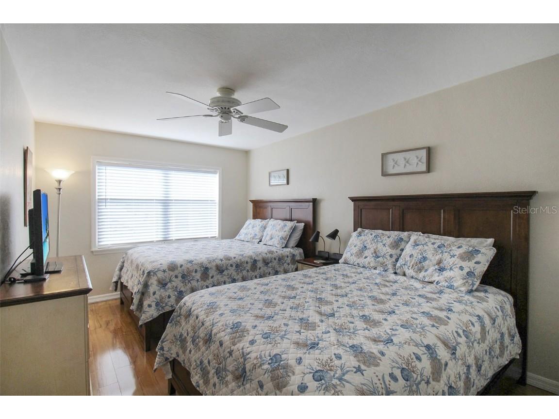 1364 Siesta Bayside Drive #1364-C Sarasota FL 34242 A4596177 image31