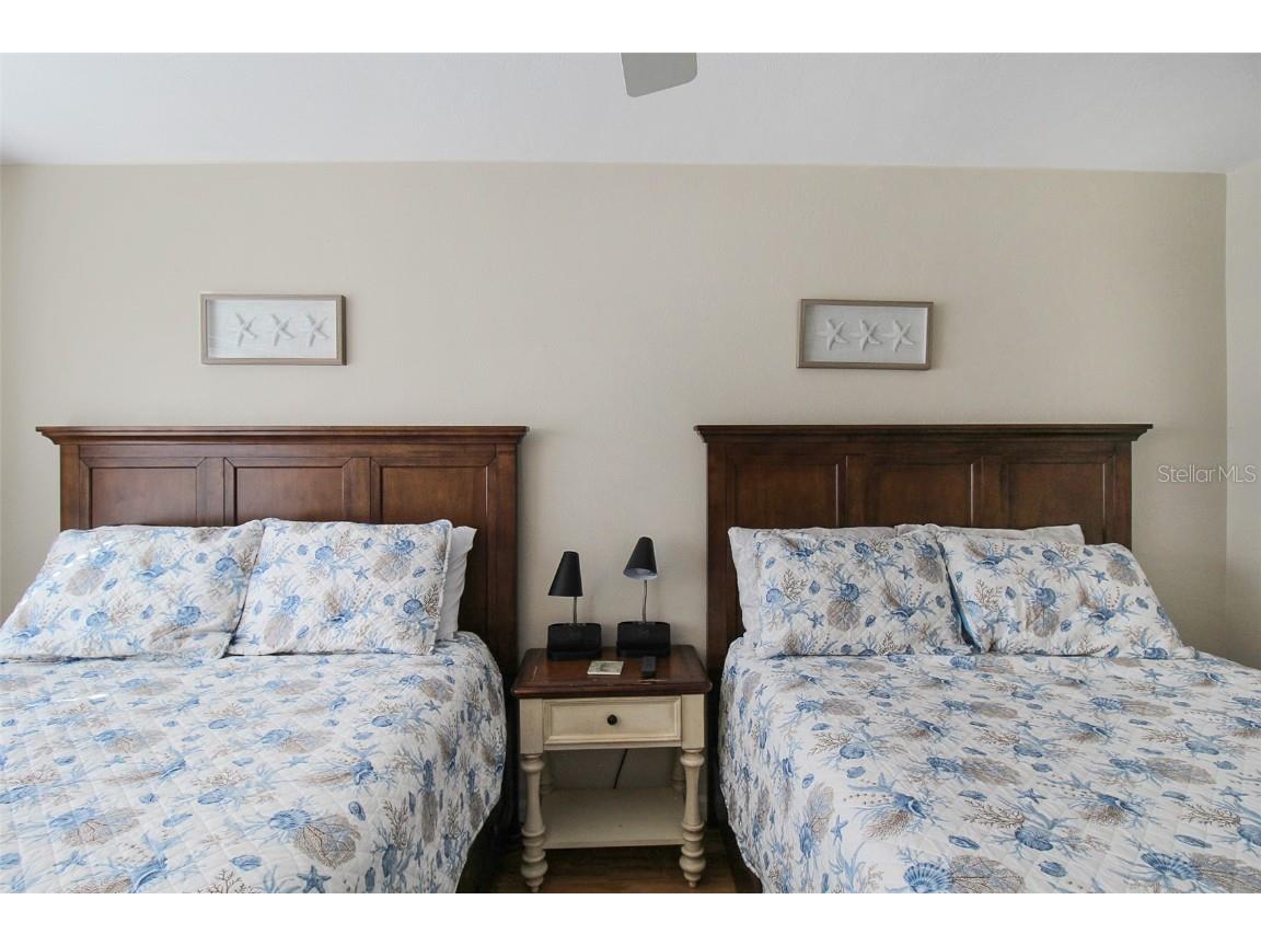 1364 Siesta Bayside Drive #1364-C Sarasota FL 34242 A4596177 image32