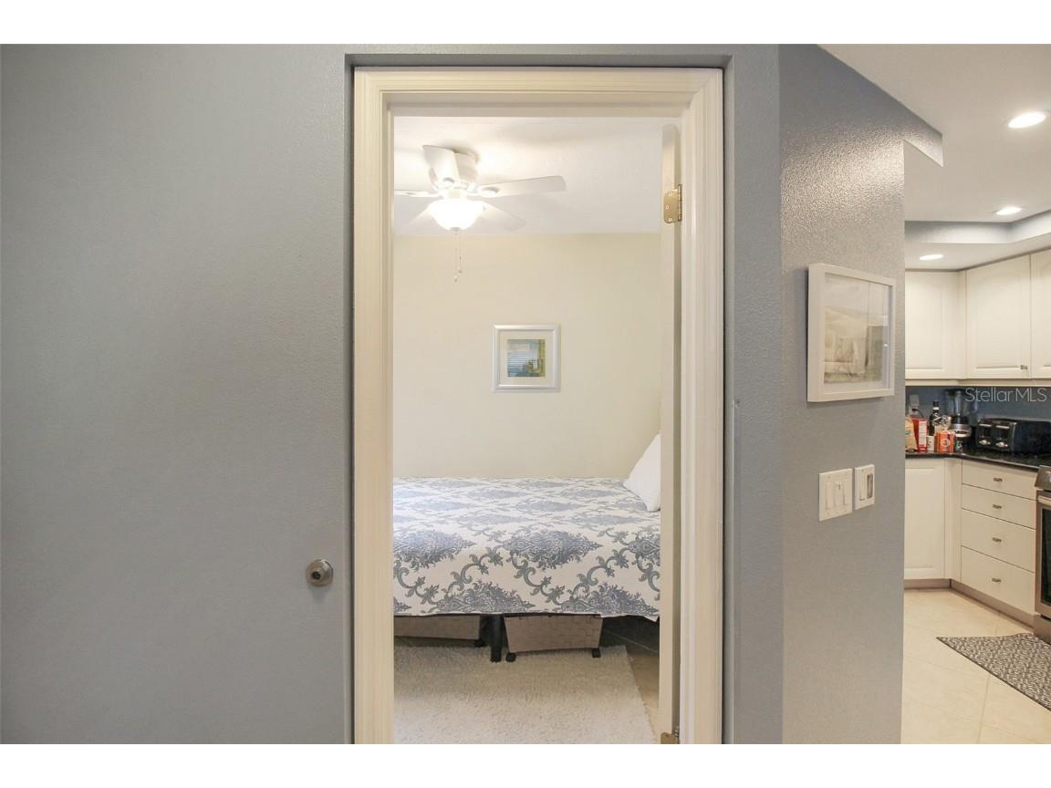 1364 Siesta Bayside Drive #1364-C Sarasota FL 34242 A4596177 image6