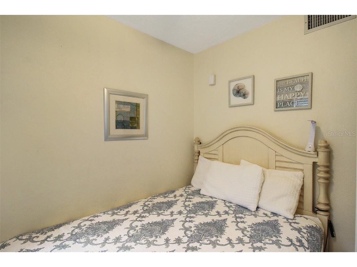 1364 Siesta Bayside Drive #1364-C Sarasota FL 34242 A4596177 image7