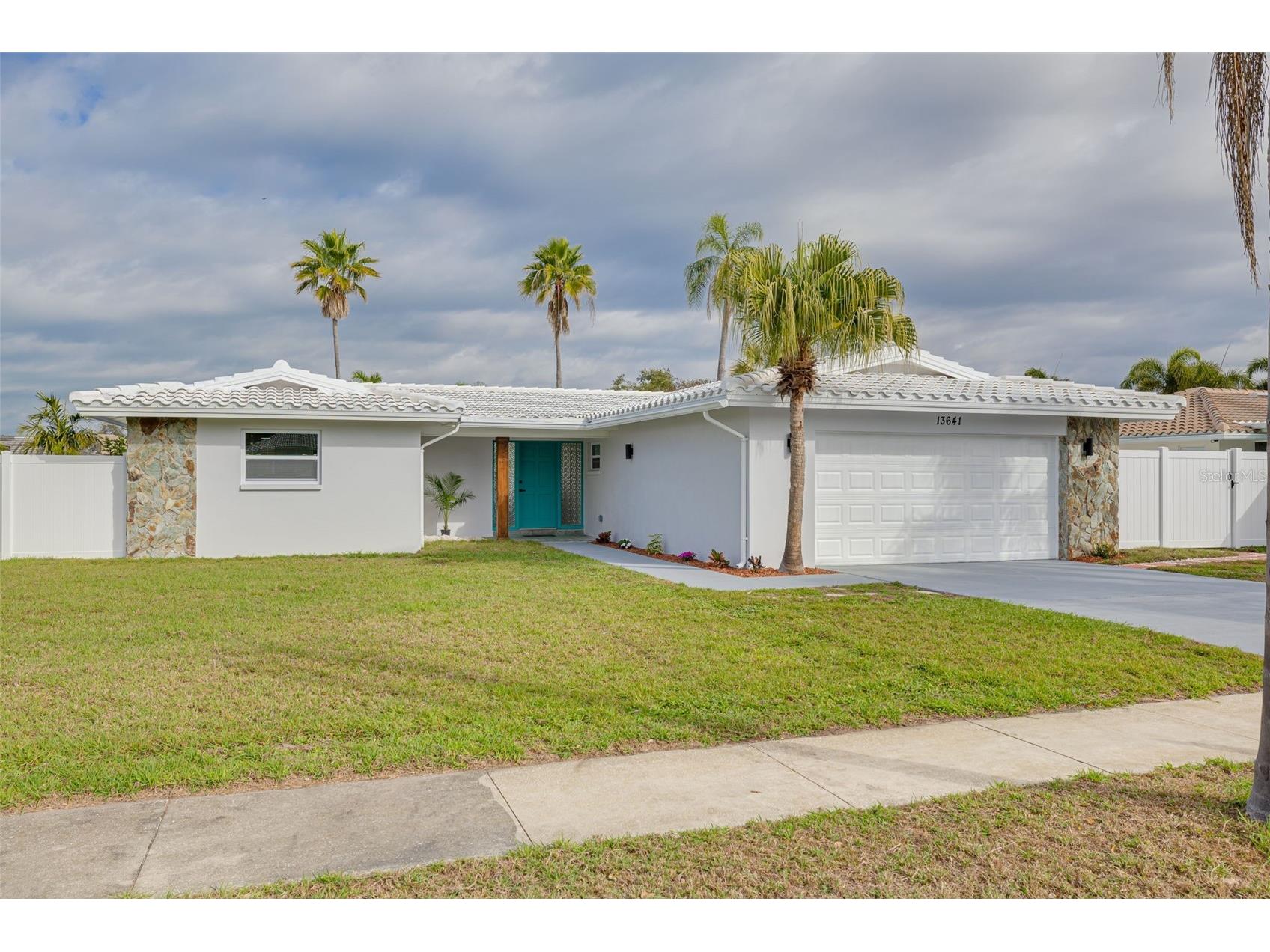 13641 Pleasant Drive Largo FL 33774 TB8464845 image1