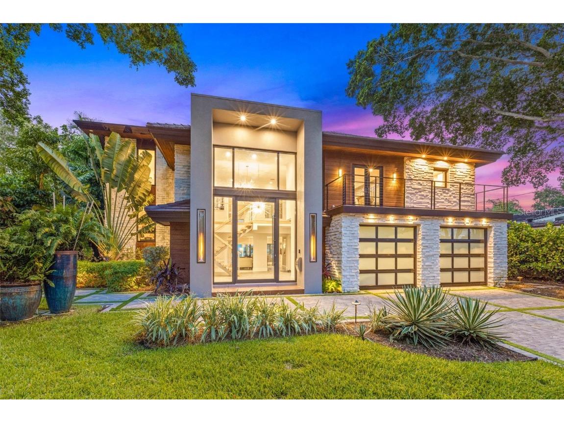 1365 Brightwaters Boulevard NE Saint Petersburg FL 33704 TB8412312 image1