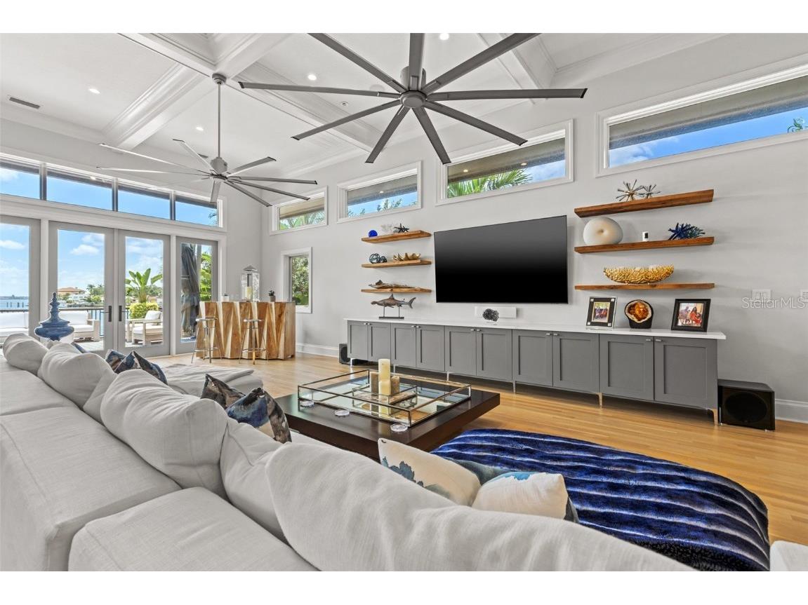 1365 Brightwaters Boulevard NE Saint Petersburg FL 33704 TB8412312 image12