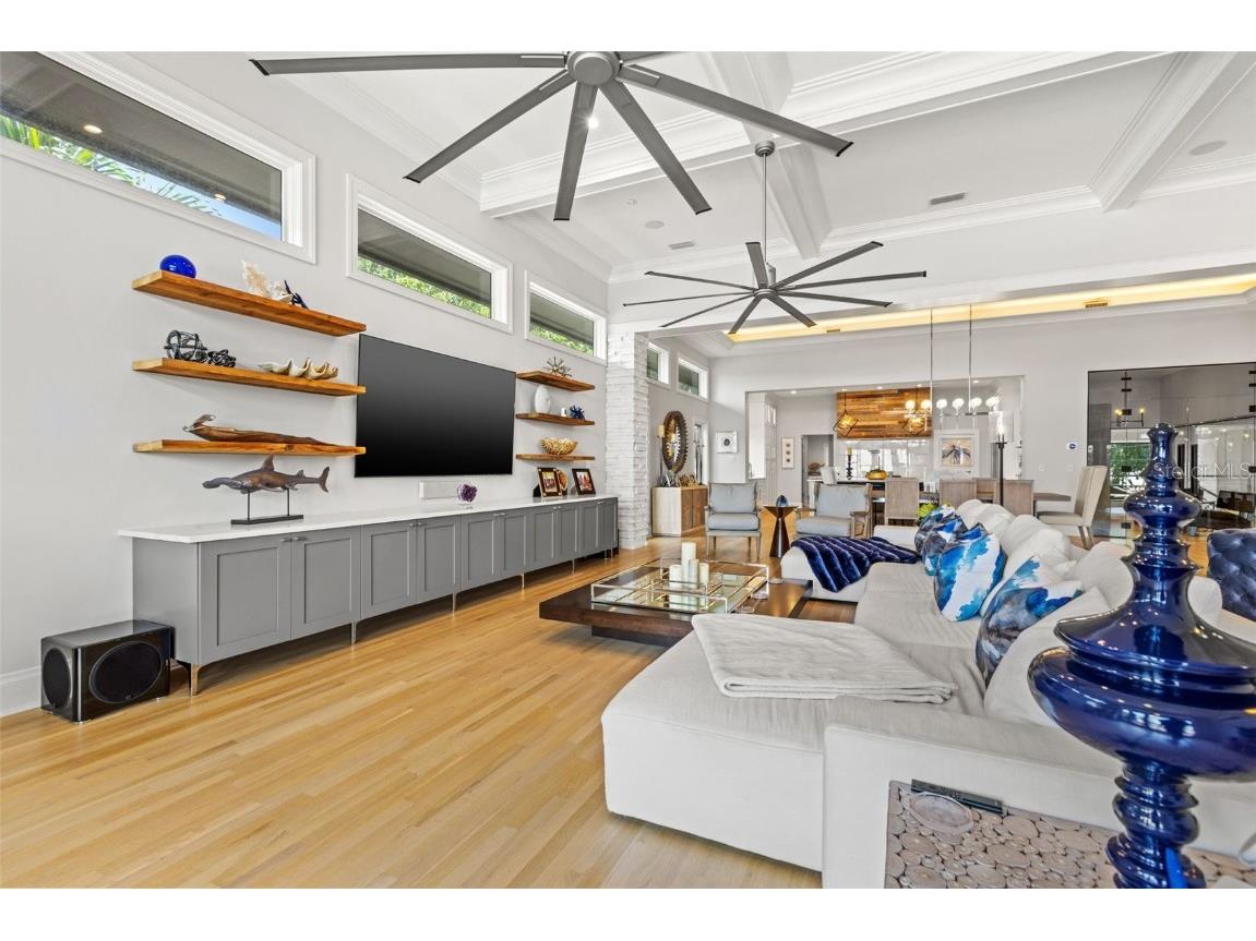 1365 Brightwaters Boulevard NE Saint Petersburg FL 33704 TB8412312 image14