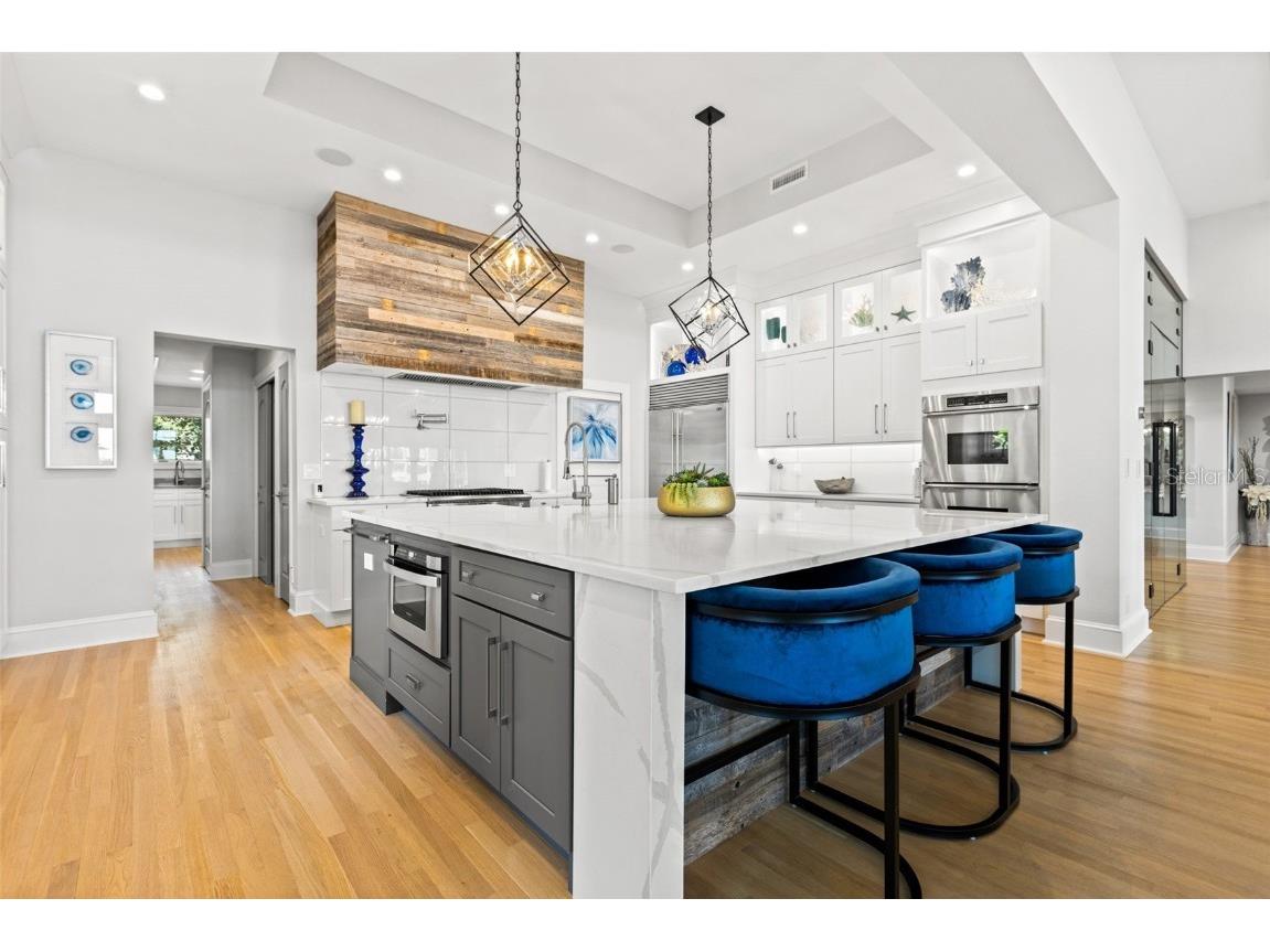 1365 Brightwaters Boulevard NE Saint Petersburg FL 33704 TB8412312 image23