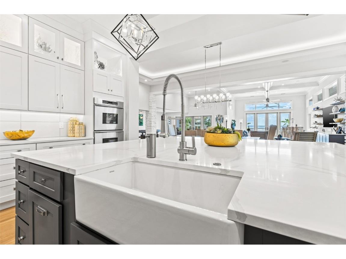 1365 Brightwaters Boulevard NE Saint Petersburg FL 33704 TB8412312 image25